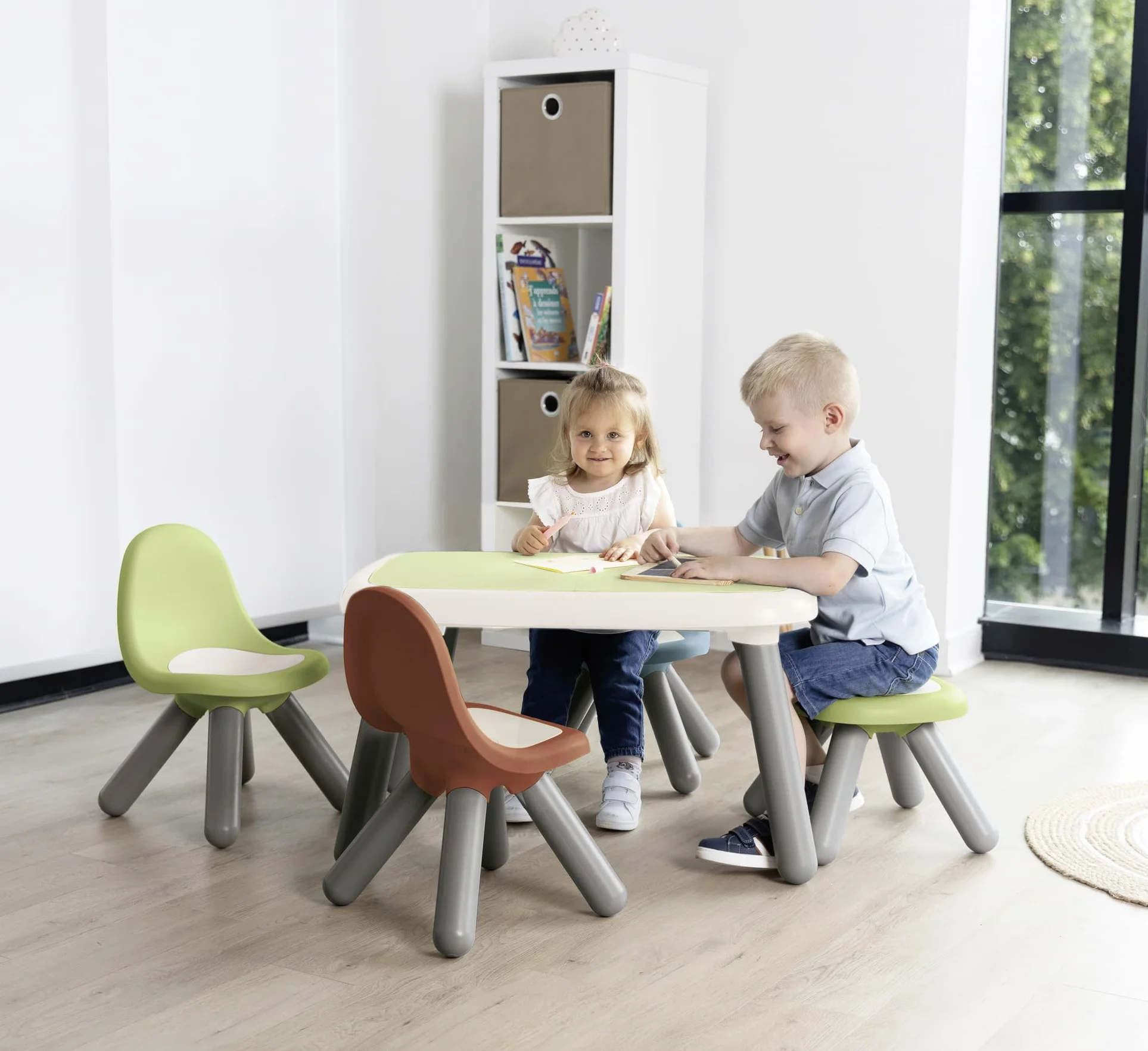 Smoby Life - Silla Infantil Terracota, 90% Material Reciclado, protección UV, Estable y Resistente, Interior y Exterior, Capacidad 50kg,+18 Meses(7600880122)