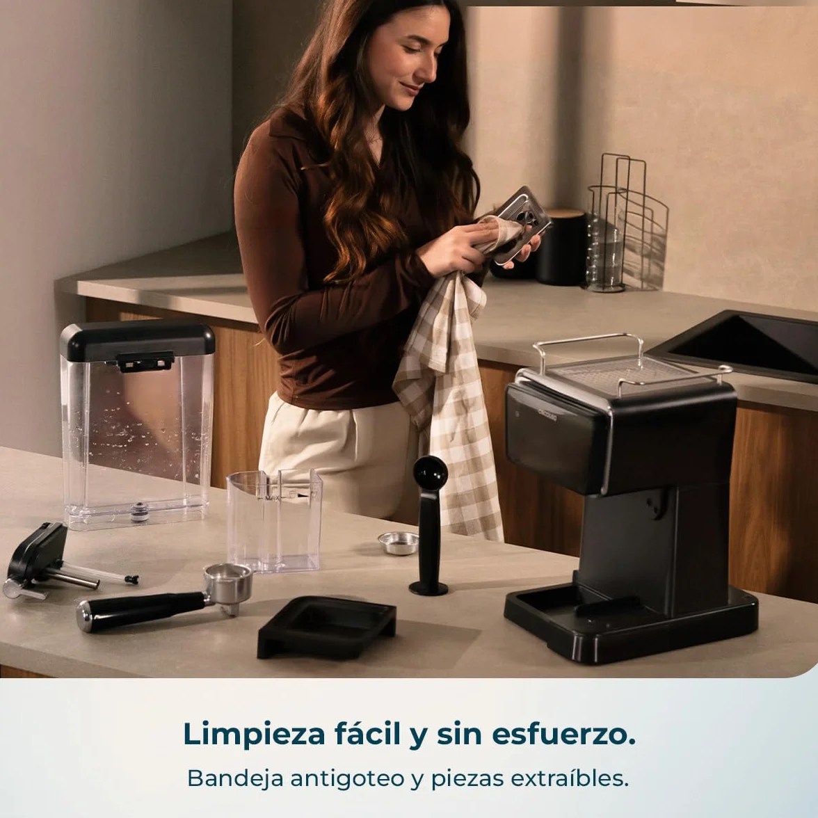 Cecotec Cafetera Express Semiautomática Power Espresso 1350W 20 Bares Pantalla Táctil 1.5L Depósito Agua 500ml Leche