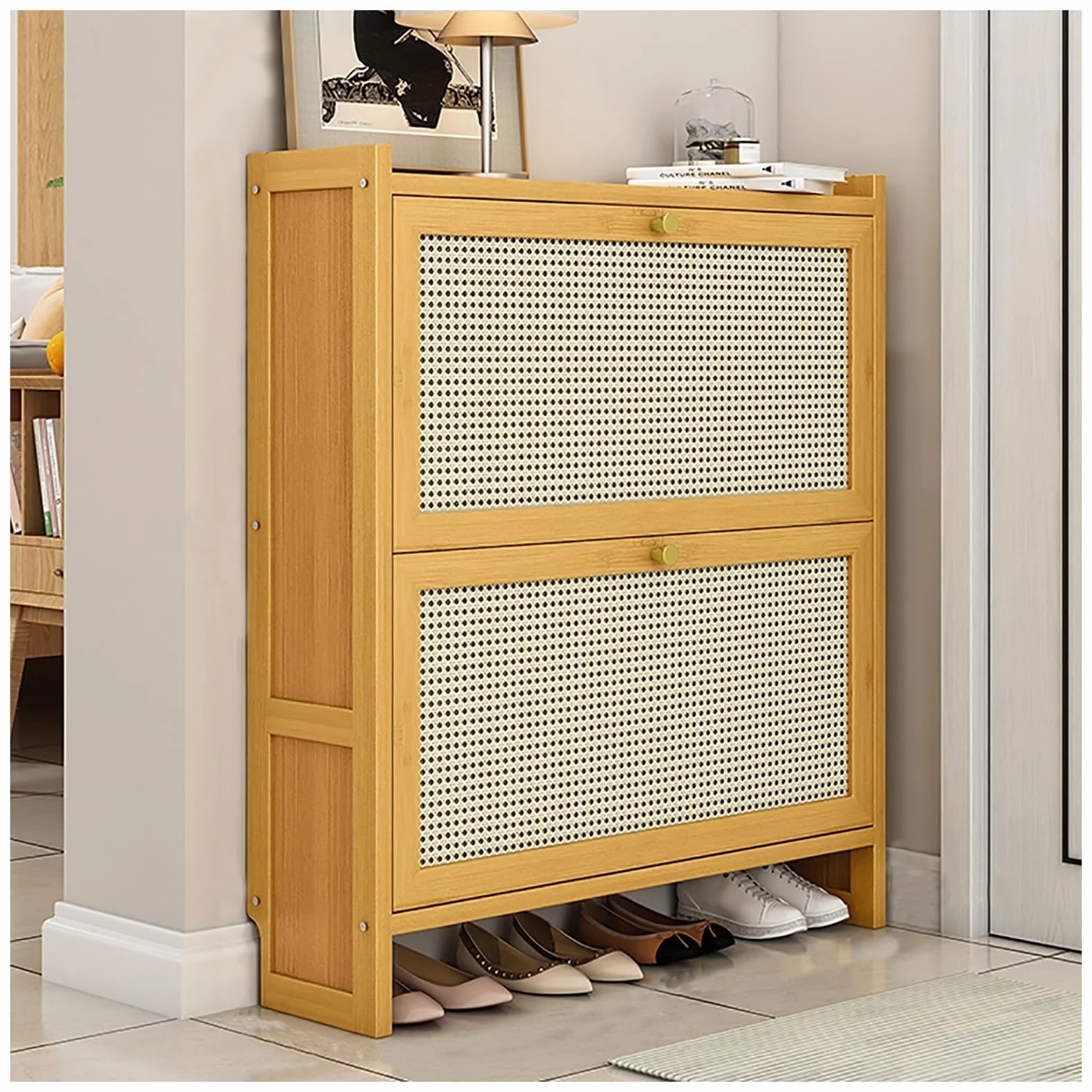 Moderno zapatero de entrada de madera independiente con puertas, diseño delgado para almacenamiento oculto en el pasillo, elegante organizador para colección de zapatos