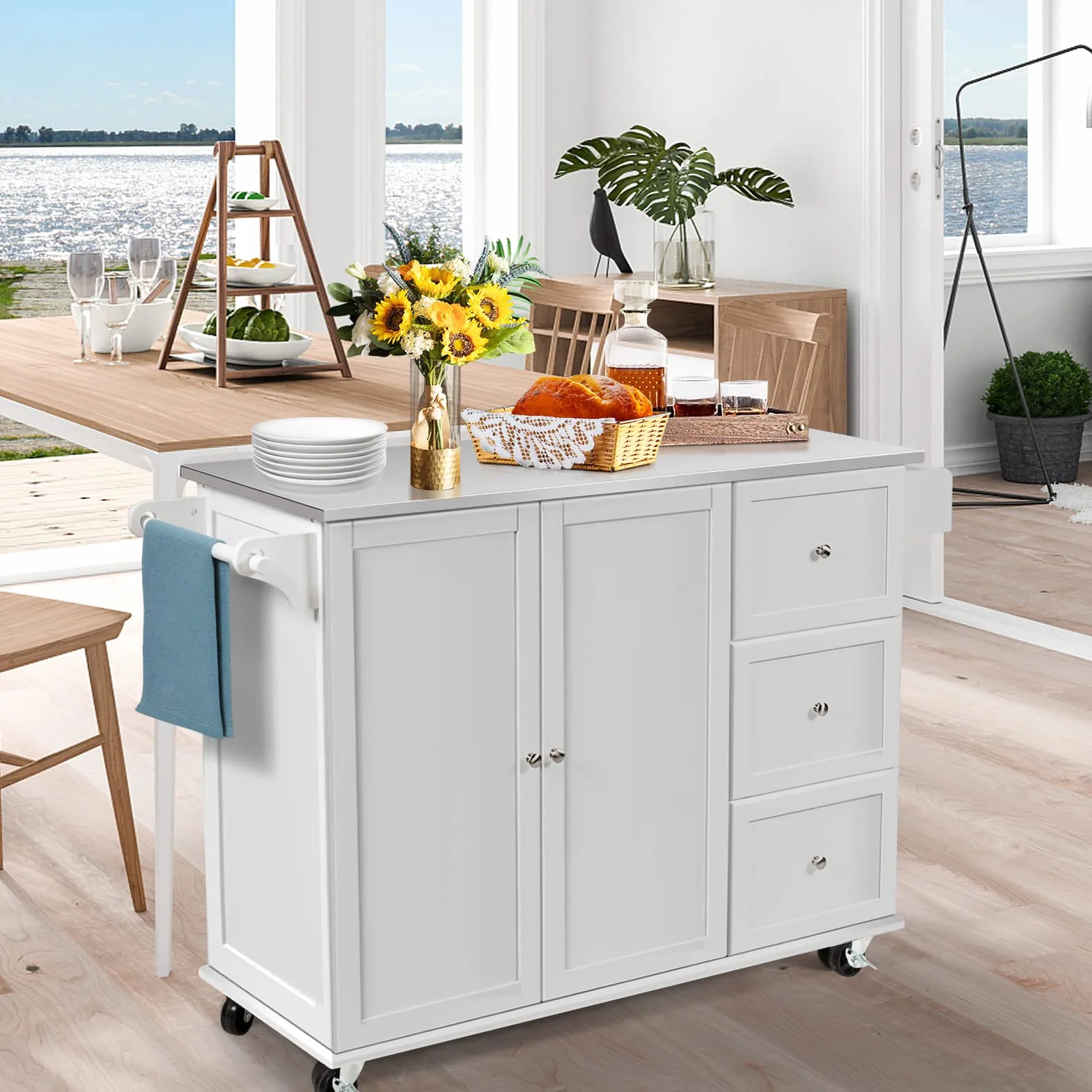 GIANTEX Carro de Cocina con 2 Puertas y 3 Cajones, Isla de Cocina con Ruedas y Tablero de Acero Inoxidable, Asa Lateral y Especiero, 135x45,5x91,5 cm, Mueble Auxiliar para Comedor (Blanco)
