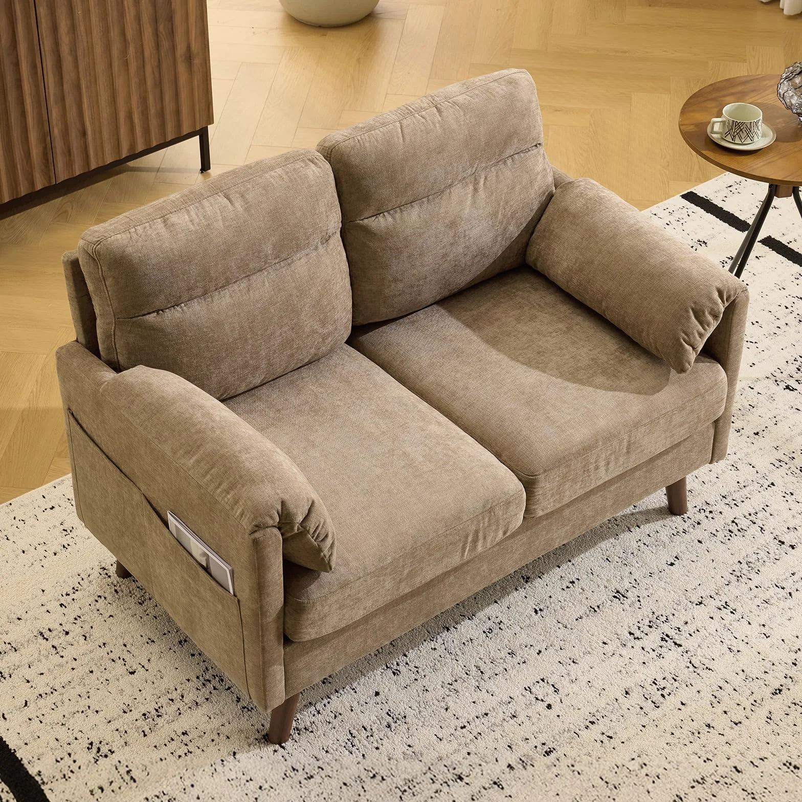 Sofá Bonnlo 2 plazas pequeño, sofá mini de 125 cm, pequeño sofá de tela con suaves reposabrazos, pequeño sofá para oficina, sala de estar, dormitorio y estudio, montaje sencillo, lino (marrón)