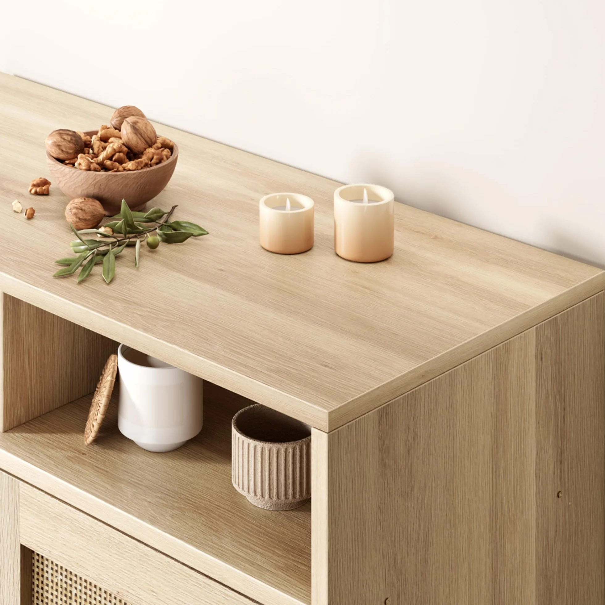Aparador De Madera con Ratán - Armario De Almacenamiento para Salón con Puerta - Cuatro Compartimentos - para Salón, Dormitorio y Recibidor - Patas Altas - Fácil De Montar y Organizar