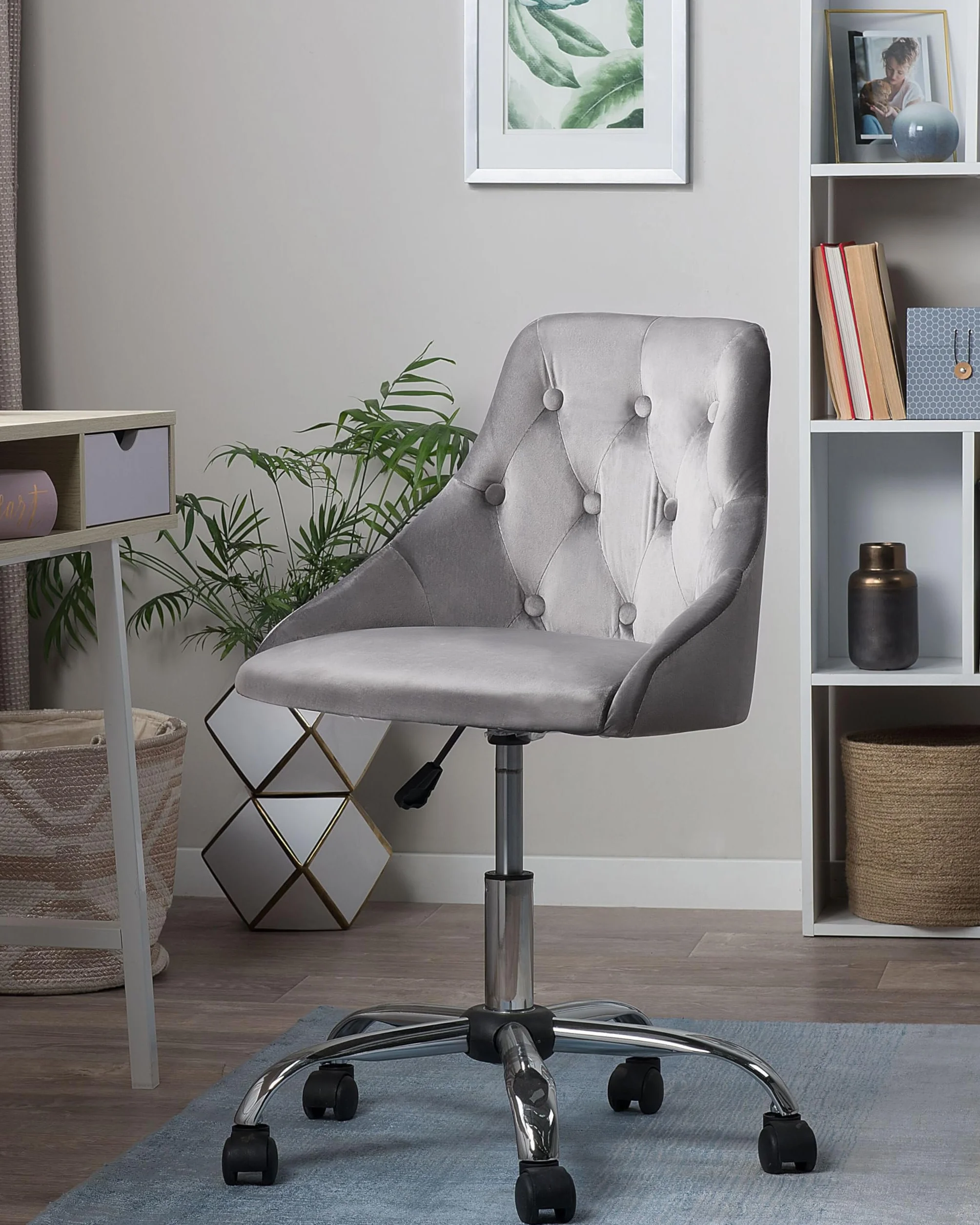 Beliani Silla de Oficina Giratoria Ajustable Parrish Gris Negro Plateado