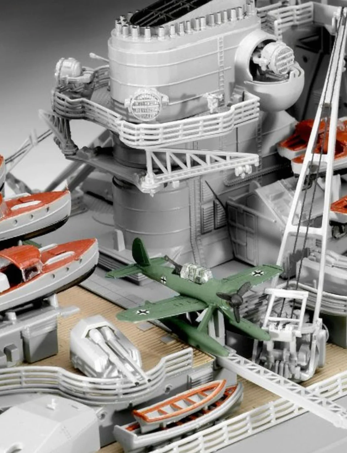 Revell 05040 - Maqueta del Acorazado Bismarck