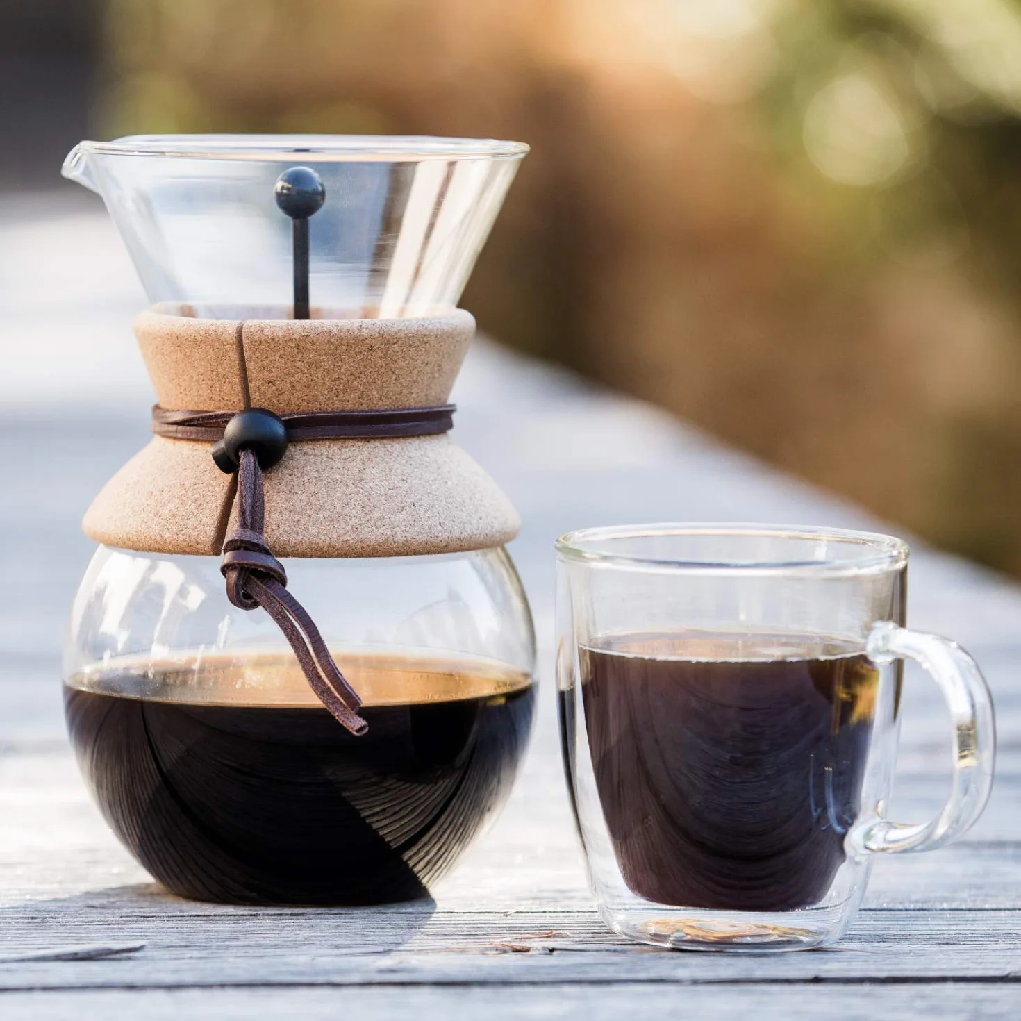 Pour over: cafetera de goteo con filtro dorado, 0.5 l