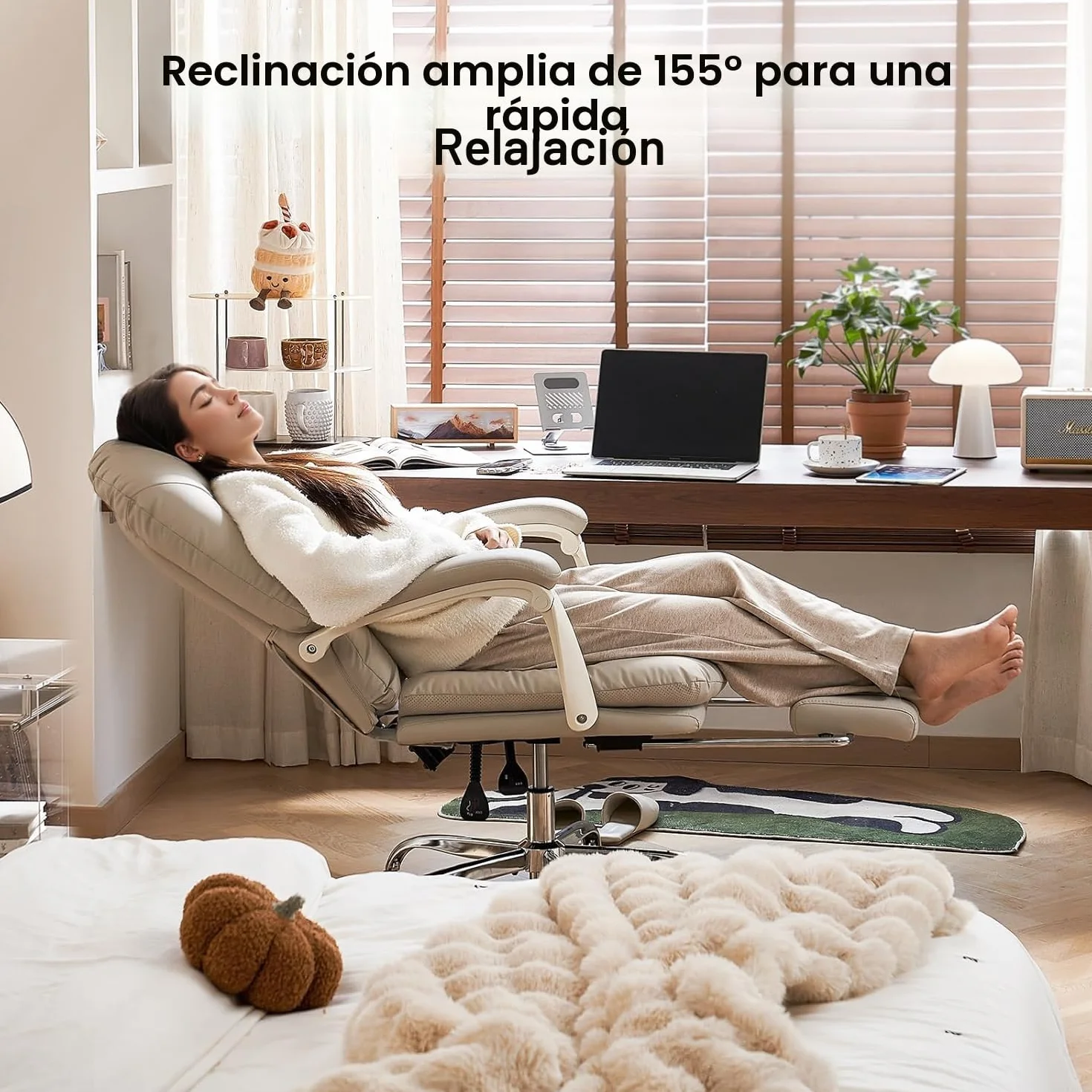 EMIAH Silla de Oficina Ergonómica con Reposapiés, Silla de Escritorio Ejecutiva Reclinable, Sillón de Cuero PU, Modernas Cómoda Silla de Ordenador Tocador con Ruedas, Bonita Silla para el Hogar, Beige