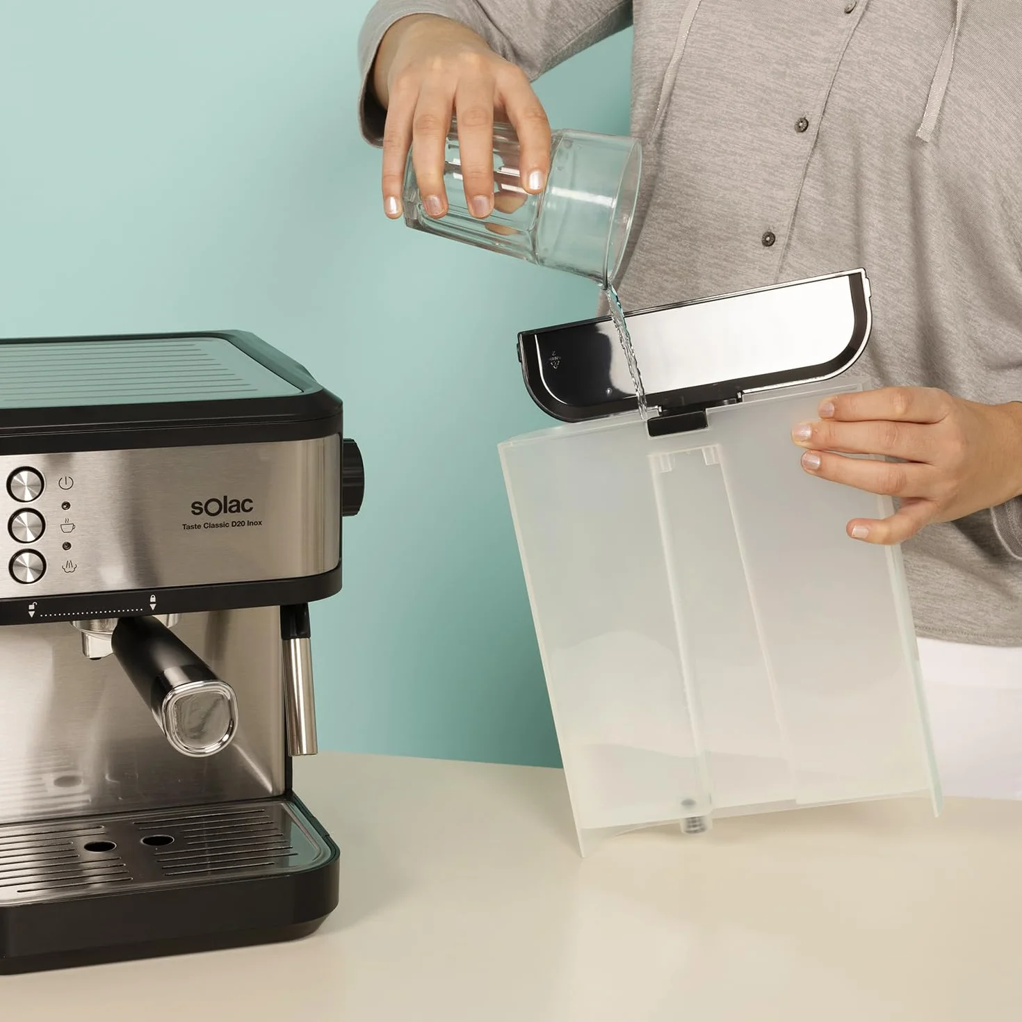 Solac – Cafetera Espresso Taste Classic | 850W | Presión 20 bares | Depósito 1,8L | Brazo 1 y 2 salidas | Vaporizador | Superficie Calienta tazas | Apagado automático