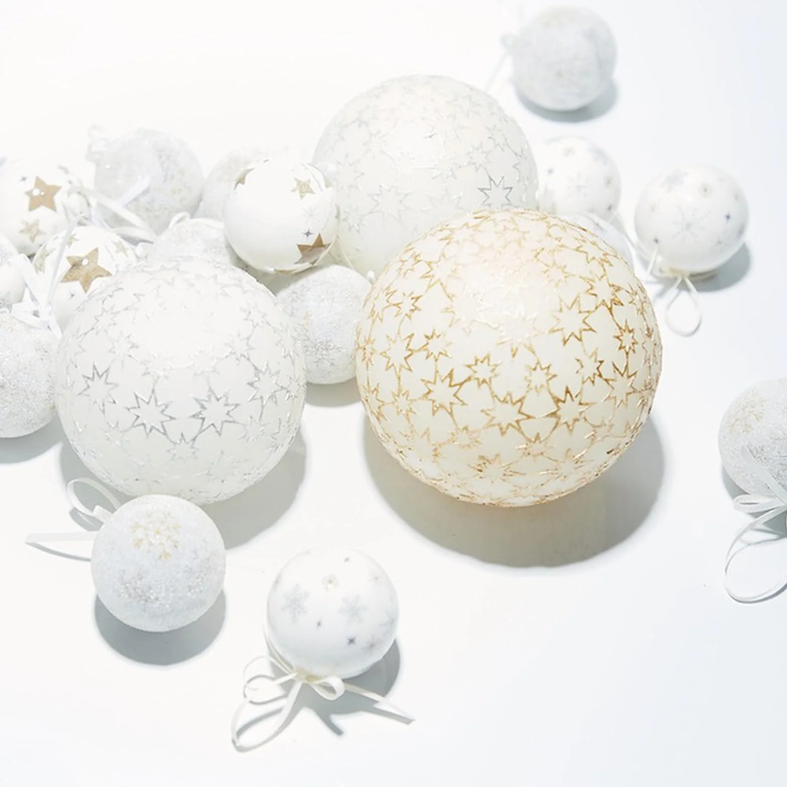 Bolas de Poliestireno 5 cm 100 Piezas Blancas para Manualidades y Decoracion