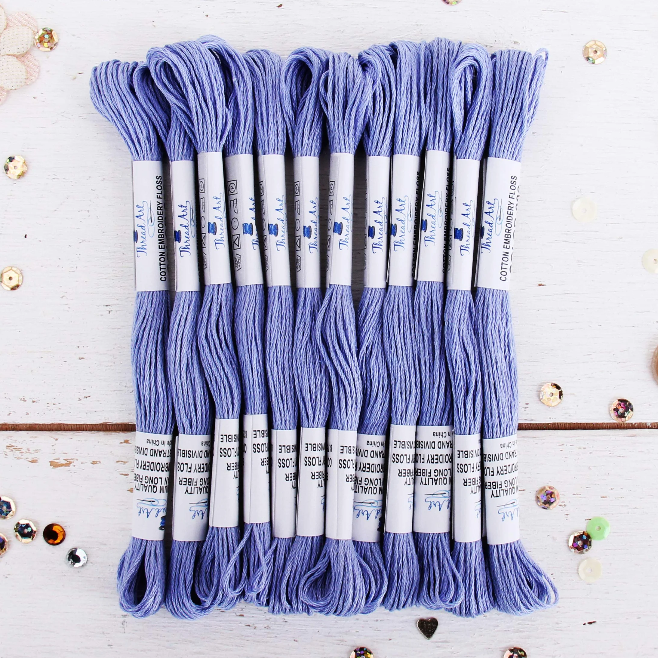 Threadart - 12 madejas de hilo de algodón egipcio de fibra larga para bordar, azul claro, 6 hebras de hilo divisible de 8.75 yardas cada una para bordado a mano, pulseras de amistad, punto de cruz y