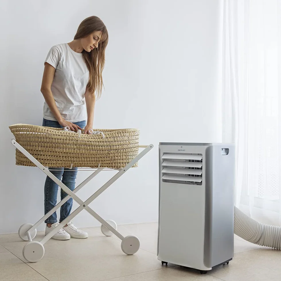 Cecotec Aire Acondicionado Portátil con Mando a Distancia ForceClima 9100. 9000 BTU, Bajo Consumo, Pantalla LED, 4 Modos, 2 Velocidades, Cobertura 20-25m2