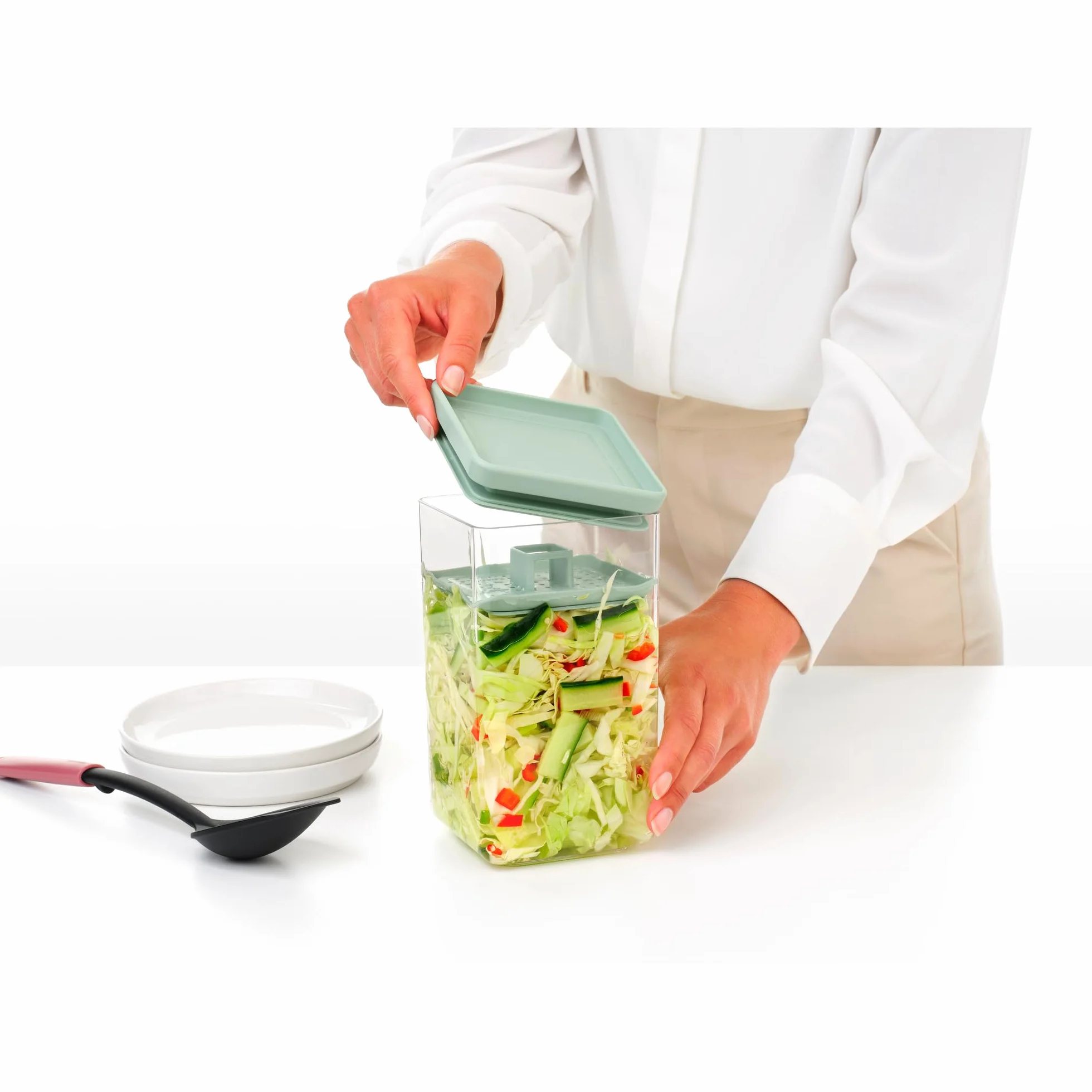 Brabantia TASTY Tarro de fermentación 1,6 L plástico con cierre de silicona y disco prensador para kimchi y chucrut Jade Green