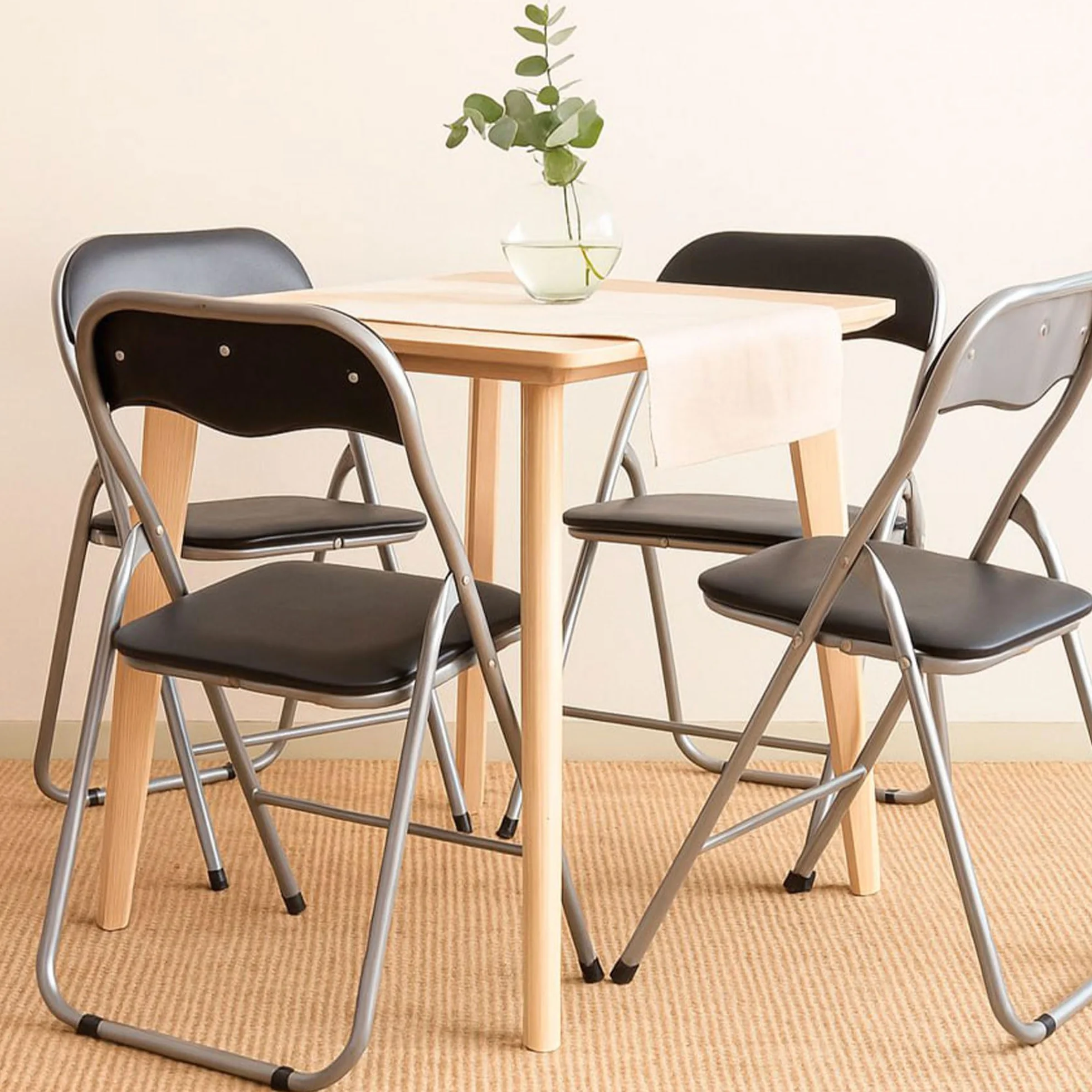 Pack de 6 Sillas Plegables de PVC y Metal 80x45 cm Negro THE SECRET HOME