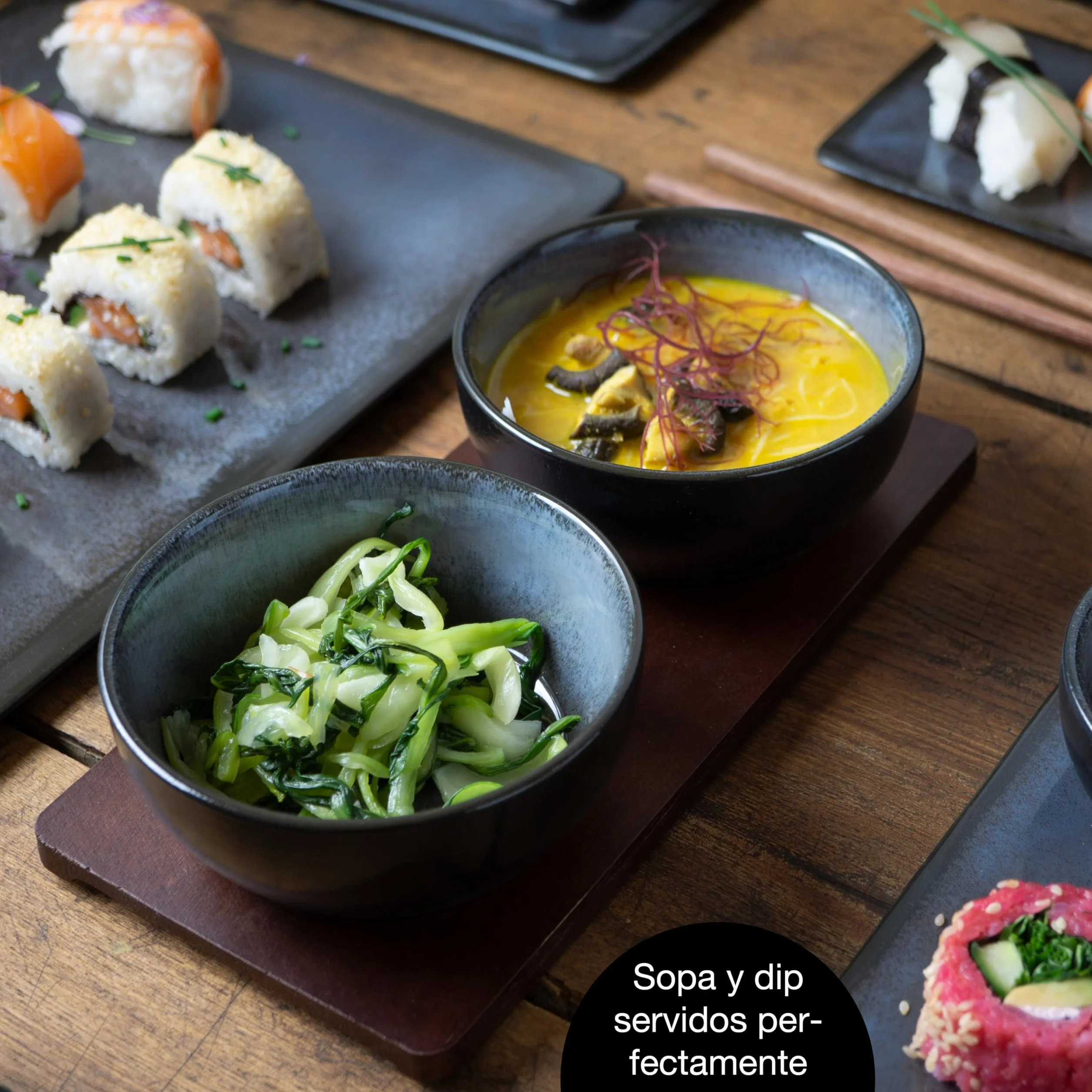 Moritz & Moritz Vajilla Sushi - Platos Sushi Ceramica - Plates Set 29 Piezas para 4 Personas - Plato Sushi con Palillos Soporte de Palillos Cuencos para Wasabi