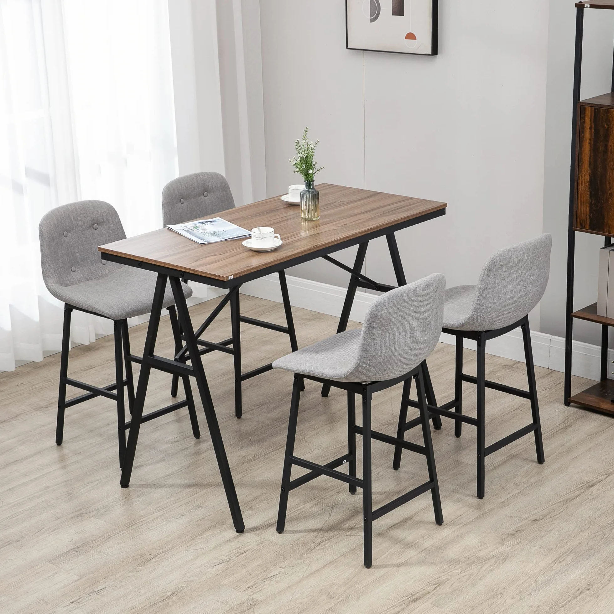 HOMCOM - Conjunto de mesa de bar con taburetes, mesa de comedor de pie con 4 sillas tapizadas, patas de acero, estilo industrial, mesa alta bar y 4 taburetes para comedor, cocina, color gris claro