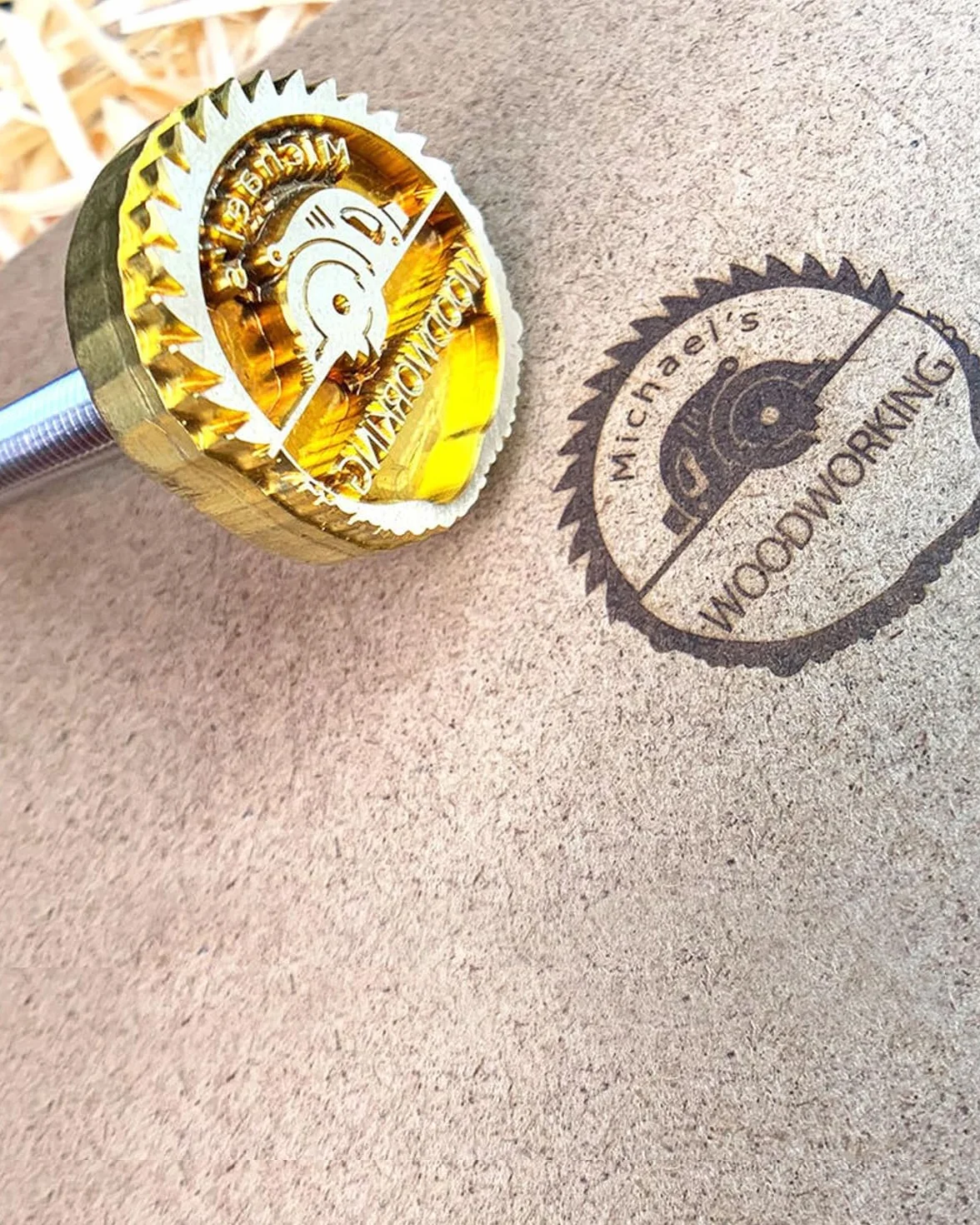 Hierro de marca de madera con diseño de logotipo personalizado para madera, sello de latón con asa para regalo para amantes de las manualidades (6,35 cm)