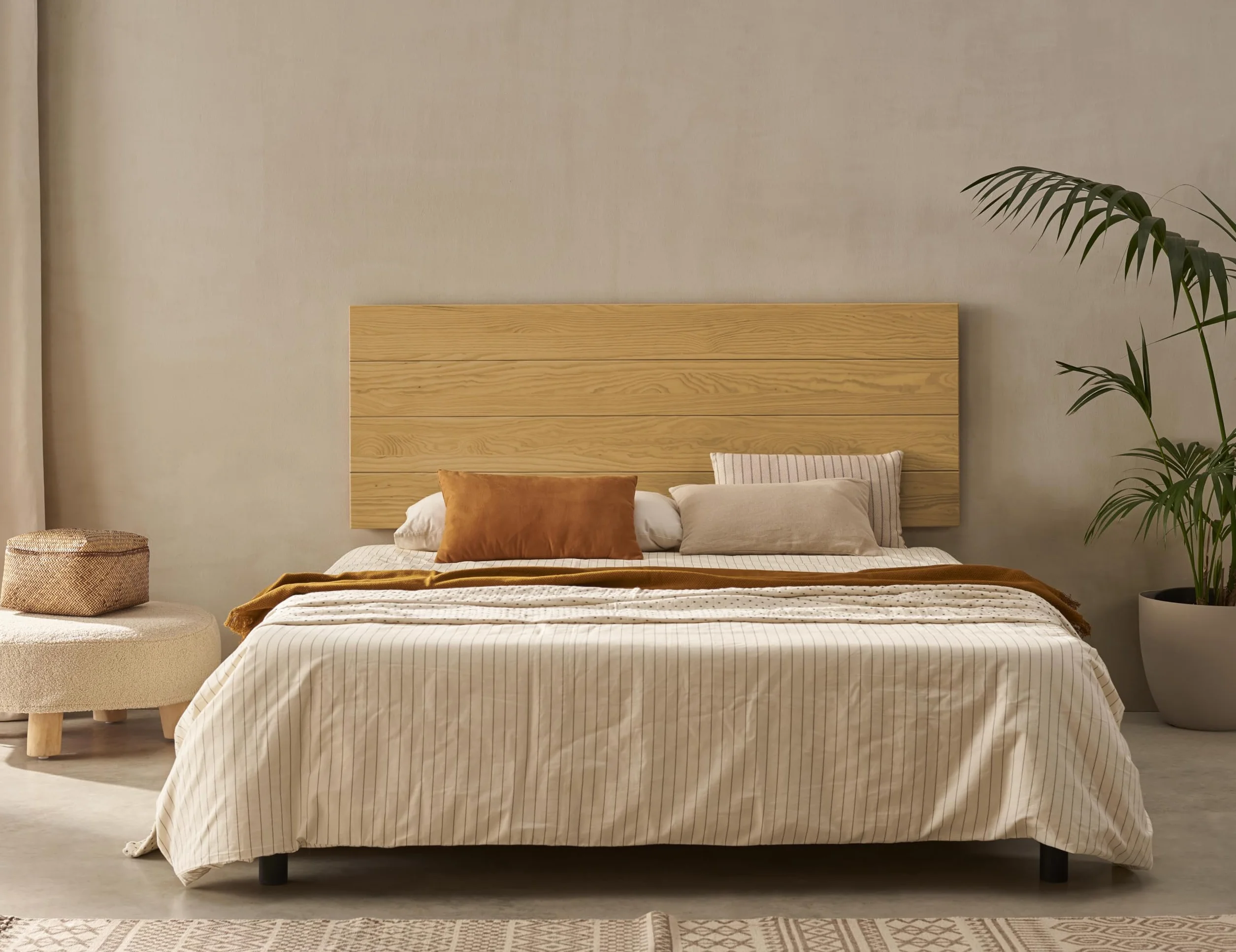 HOGAR24 ES - Cabecero Acabado Madera Maciza Natural + 2 Mesitas Flotantes con Cajón y Hueco Acabado Cera. Medidas Cabecero: 155 x 60 x 2 cm.