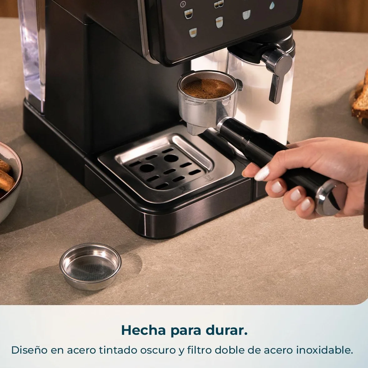 Cecotec Cafetera Express Semiautomática Power Espresso 1350W 20 Bares Pantalla Táctil 1.5L Depósito Agua 500ml Leche