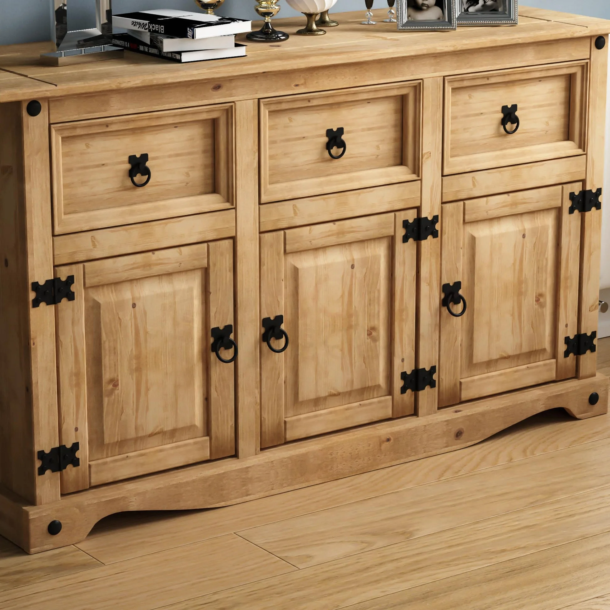 Vida Designs Corona - Aparador con 3 puertas y 3 cajones, madera de pino maciza, para salón, comedor, dormitorio