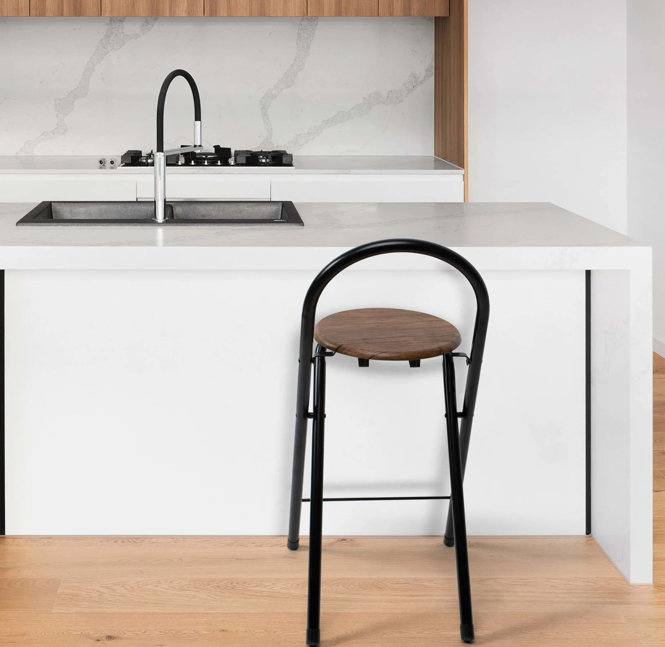THE SECRET HOME - Taburete Plegable de Cocina - Asiento Plegable de Metal y Madera - Taburete Apto para Interior y Exterior (Alto: 80 cm x Largo: 40 cm - Madera Oscura/Negro)