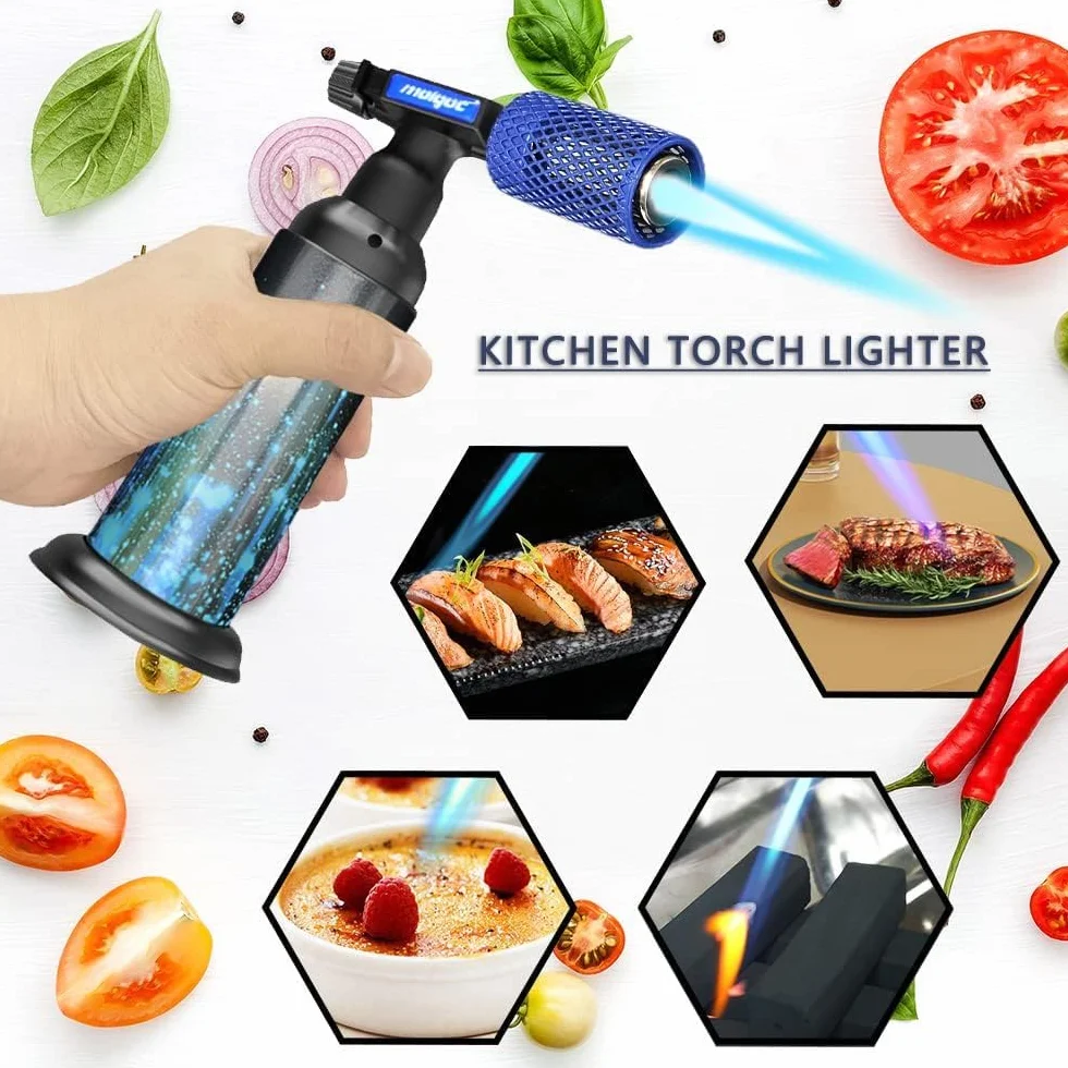 Encendedor de butano azul con cubierta protectora de acero inoxidable antiquemaduras, linterna de gas recargable para cocina, protector de llama ajustable con funda (gas no incluido) (acero