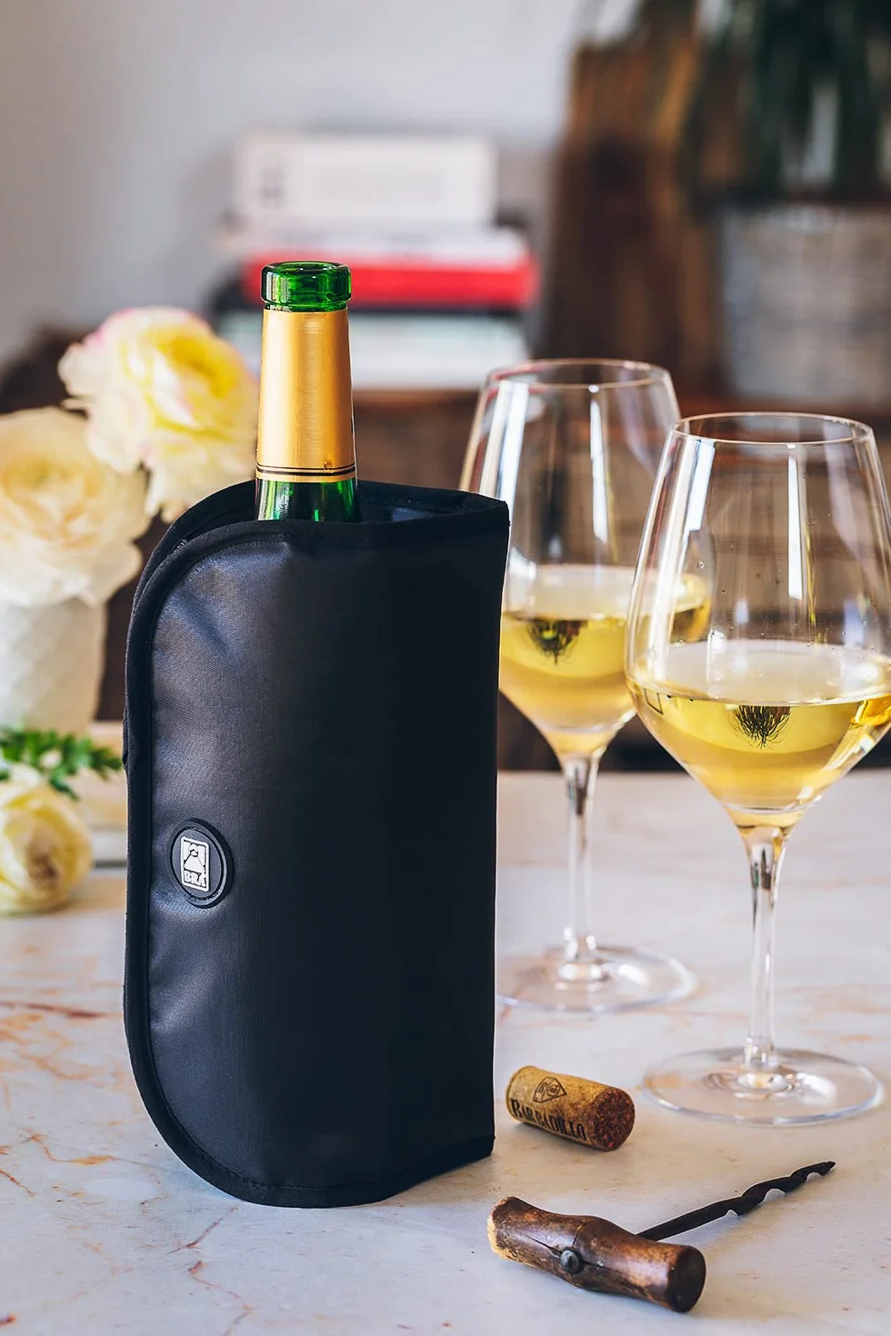 BRA | Funda enfriadora Botellas de Vino o Cava, Tejido Impermeable, Ajuste elástico Lateral, Negro
