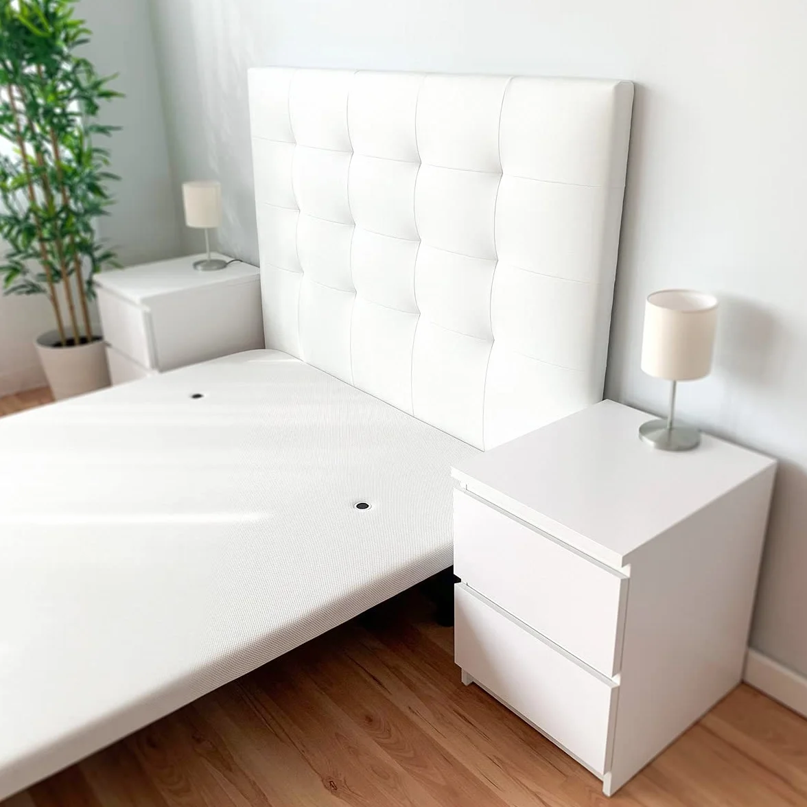 Cabecero Modelo París Acolchado Tapizado en Polipiel 160 x 120 cm Blanco