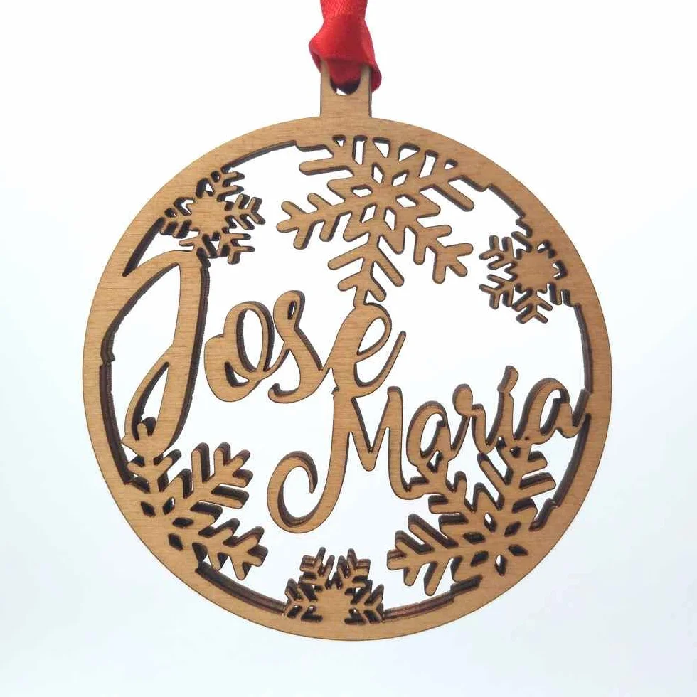 Bola de Navidad Personalizada con Nombre Madera Copos de Nieve Adorno Árbol Navidad Cordel Raso Rojo