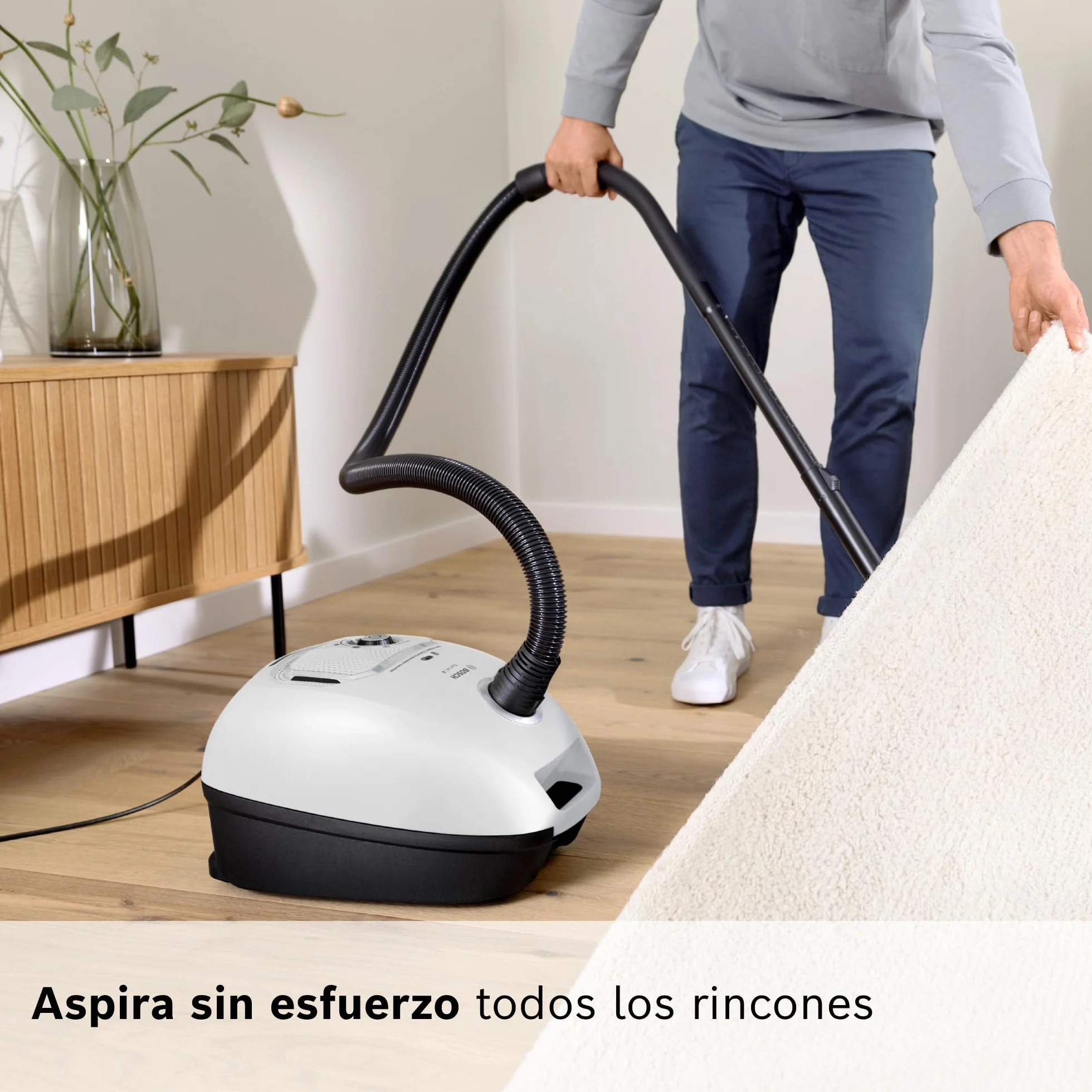 Bosch - Aspirador con Bolsa, Serie 4, Volumen XL de Bolsa de Polvo, Boquilla para Ranuras y tapicería, Blanco, BGB41WH1