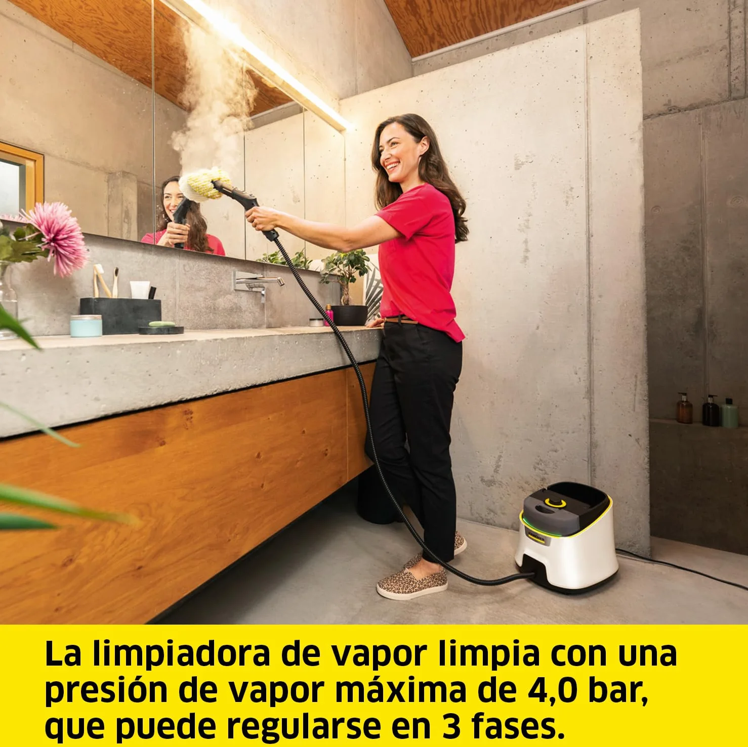 Kärcher Limpiadora de vapor SC 4 Deluxe Iron, presión de vapor: 4 bar, calentamiento: 3 min., superficie: 130 m², depósitos: 0,5 l + 1,3 l, kit suelos EasyFix, boquillas, plancha de vapor