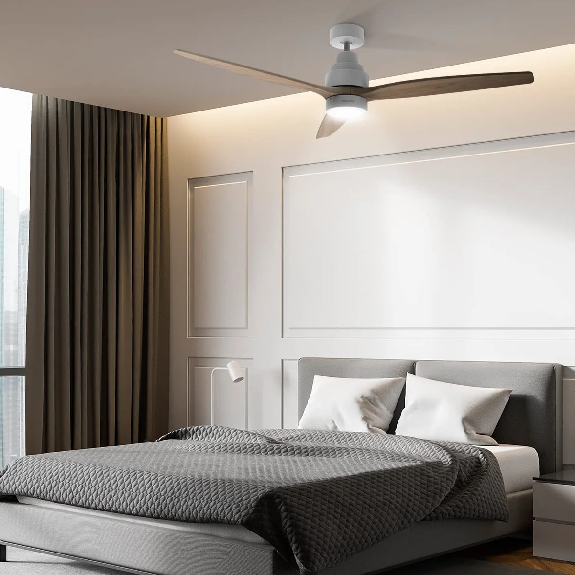 Cecotec Ventilador de Techo con Luz EnergySilence Aero 5300 White&Wood Design. 30W, Diámetro 52” con 3 Aspas, Motor DC, Luz LED, Mando a distancia, Temporizador y Modo Winter-Summer