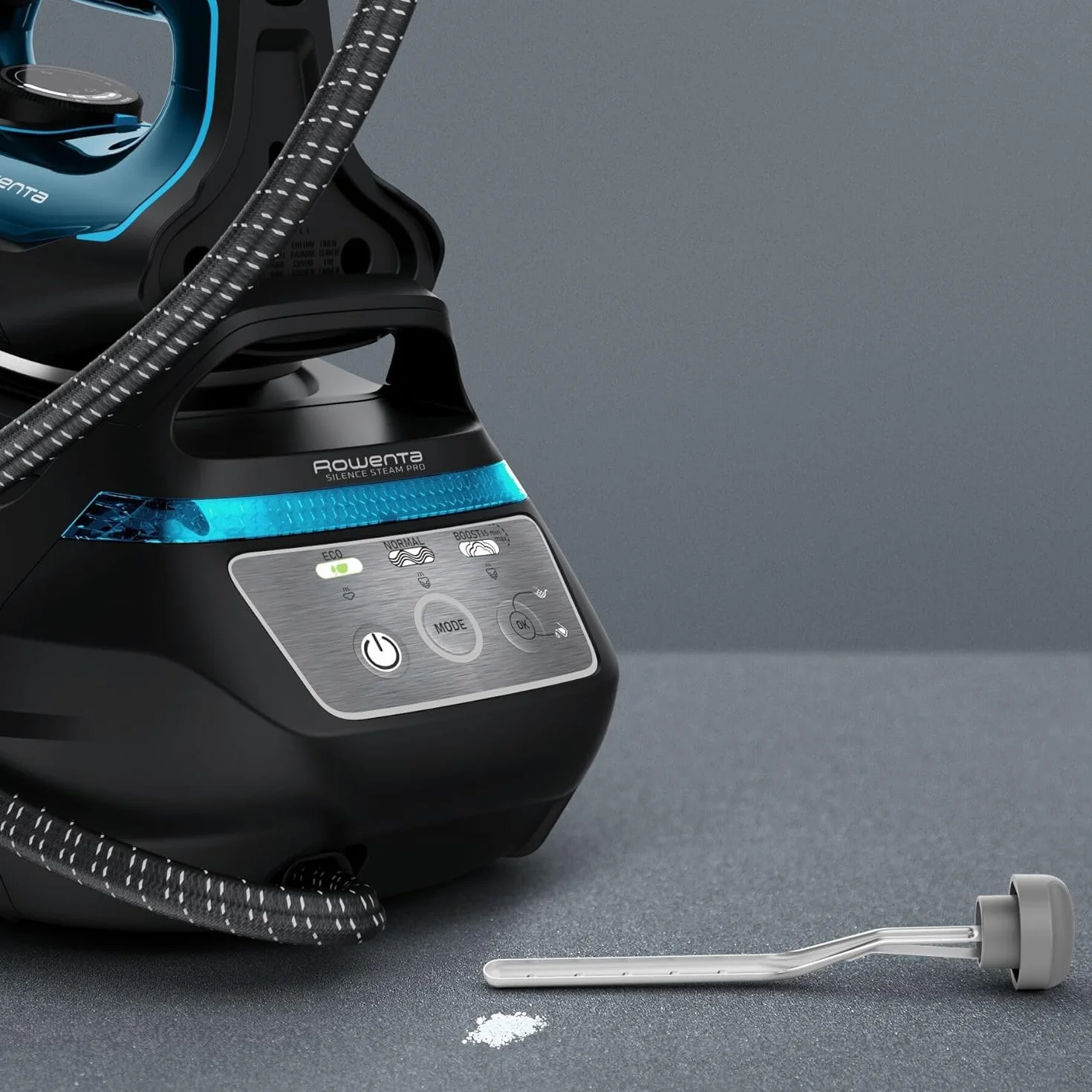 Rowenta Silence Steam Pro, Centro de planchado vertical, 7.5 bares, golpe de vapor de 480g/min, tecnología silenciosa, desinfecta, vapor con caldera, Color Gris y Azul, DG9160