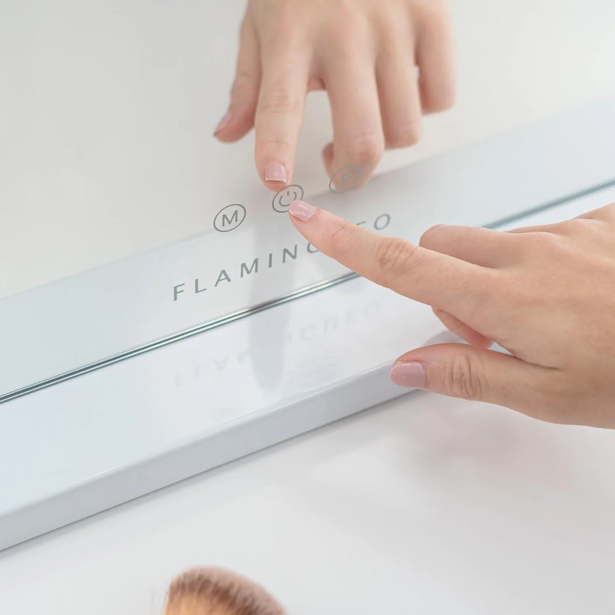 Flamingueo Espejo Maquillaje con Luz LED 15 Luces 3 Modos Intensidad Ajustable Control Táctil 58x12x43cm