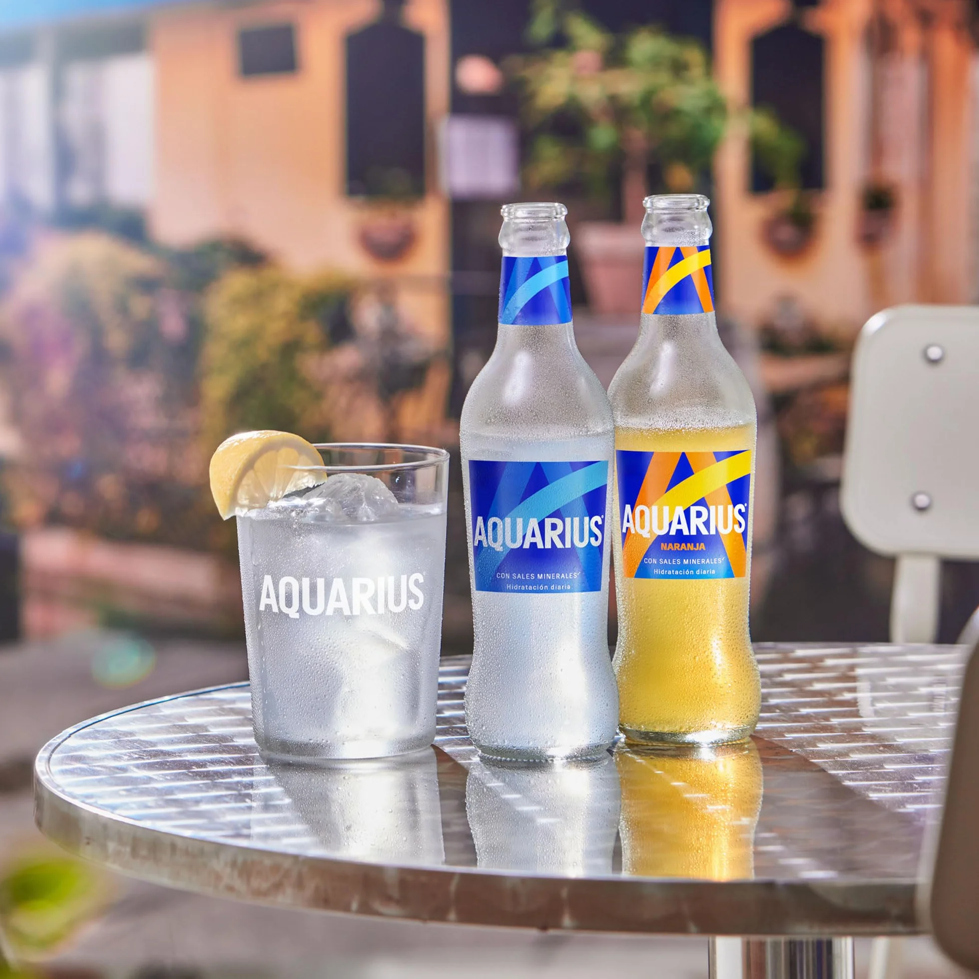 AQUARIUS Naranja Zero Azúcar Bebida Hidratante con Sales Minerales Pack 24 Latas 330 ml