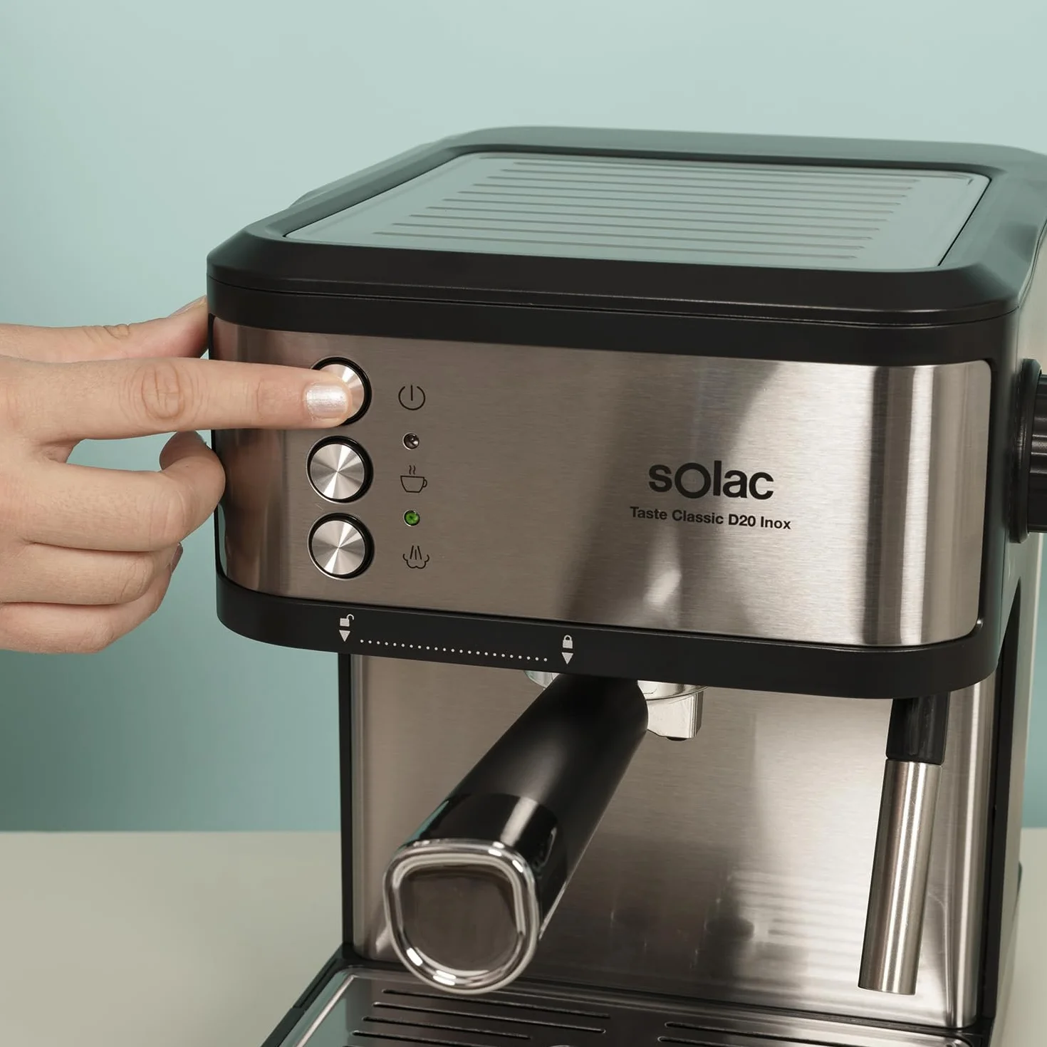 Solac – Cafetera Espresso Taste Classic | 850W | Presión 20 bares | Depósito 1,8L | Brazo 1 y 2 salidas | Vaporizador | Superficie Calienta tazas | Apagado automático