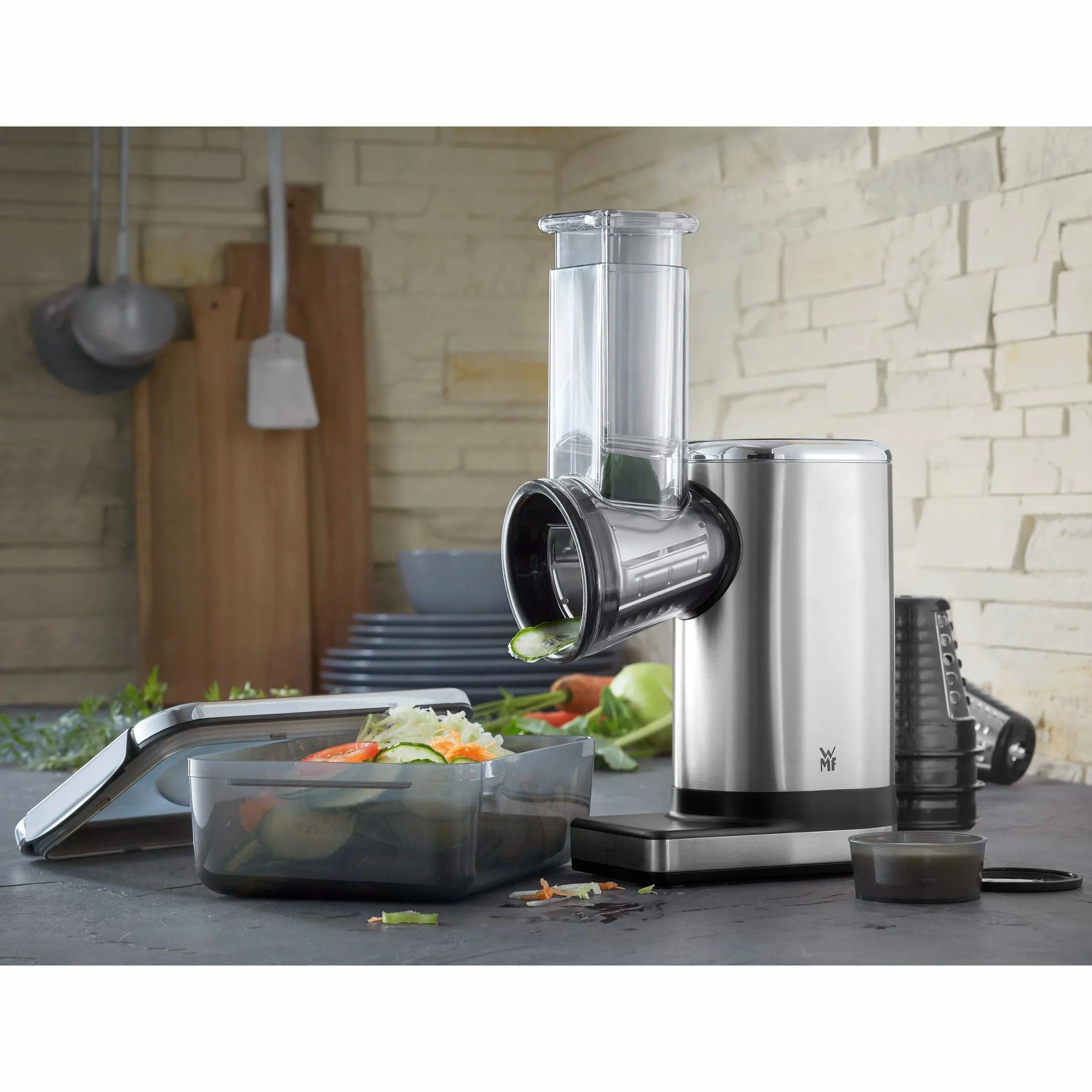 WMF Kitchenminis - Rallador Eléctrico con Accesorios Salad-To-Go, 150 W, Cromargan, 2 Velocidades, Negro/Plateado