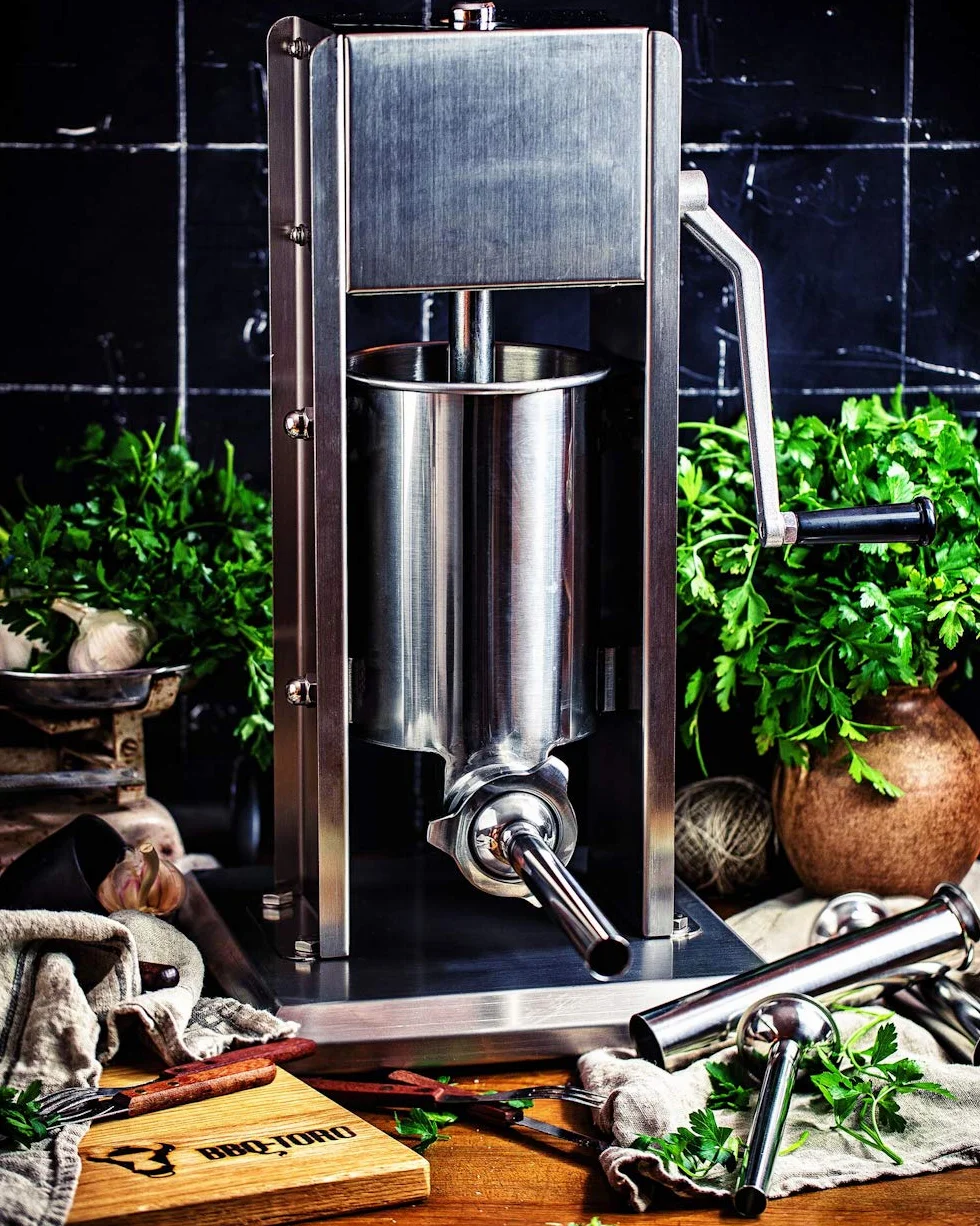 Zelsius Máquina Embutidora Profesional de Salchichas I Acero Inoxidable I Manual I Cuatro Tubos de Llenado Diferentes I Máquina con Caja de Cambios de 2 Velocidades I Válvula de Ventilación