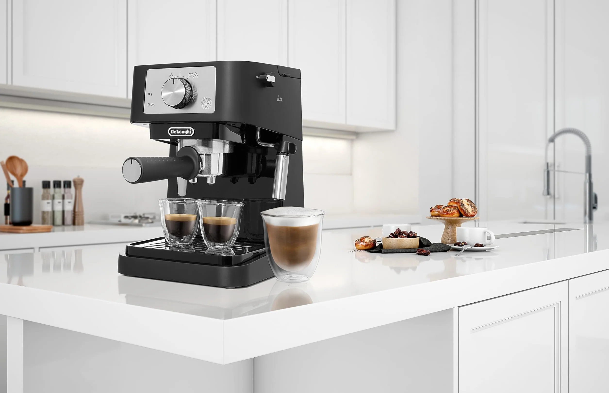 De'Longhi Stilosa Premium EC260.BK Cafetera de bomba 15 bares 1100 W 1L Negro Plata