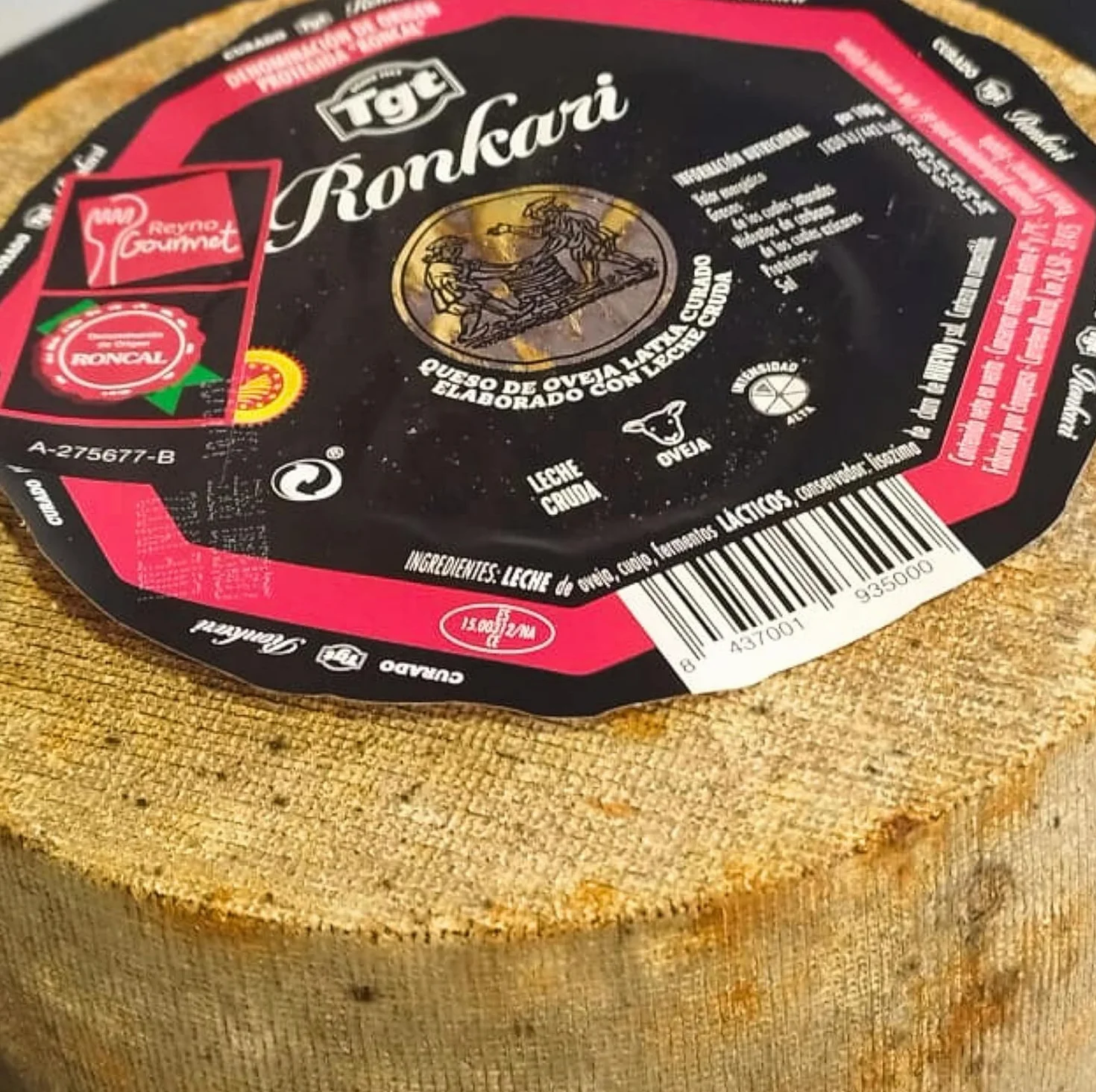 Queso Curado Puro de Oveja Ronkari D.O. - Leche Cruda - Formato de Kilo