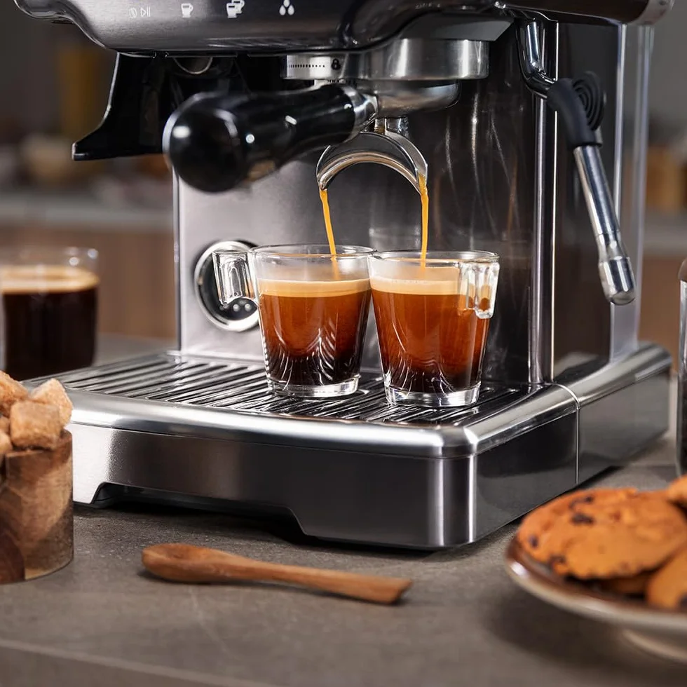 Cecotec Cafetera Express Barista Power Espresso 20 Barista Steel & Grind. 2200W, 20Bares, Molinillo Cónico, 2.1L Depósito Agua, 180g Café, 30 Niveles, Thermoblock, Doble Brazo, Accesorios Incluidos