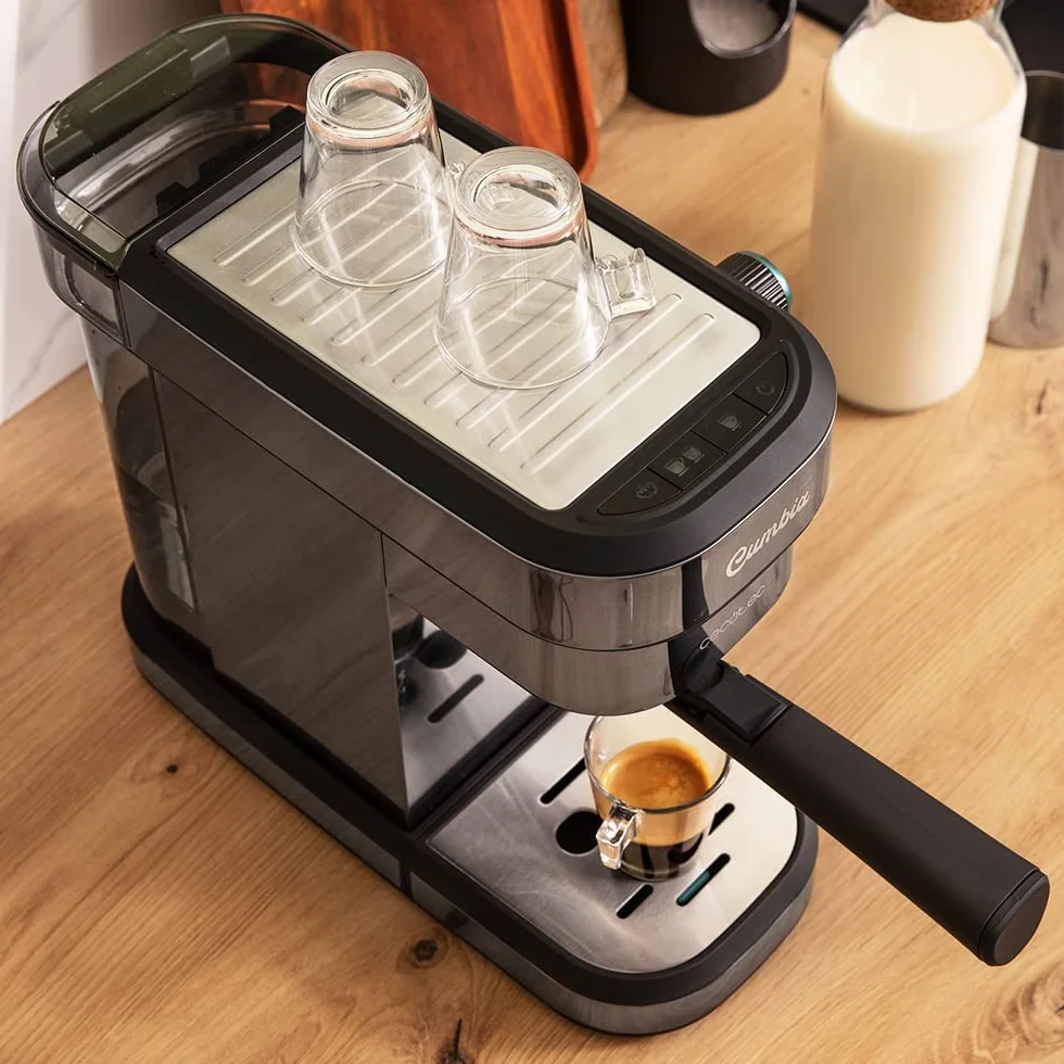 Cecotec Cafetera Express Cafelizzia 890 Dark. Espressos y Cappuccino, 1350 W, Sistema Thermoblock, 20 Bares, Modo Auto para 1-2 Cafés, Vaporizador Orientable, Capacidad 1,1L