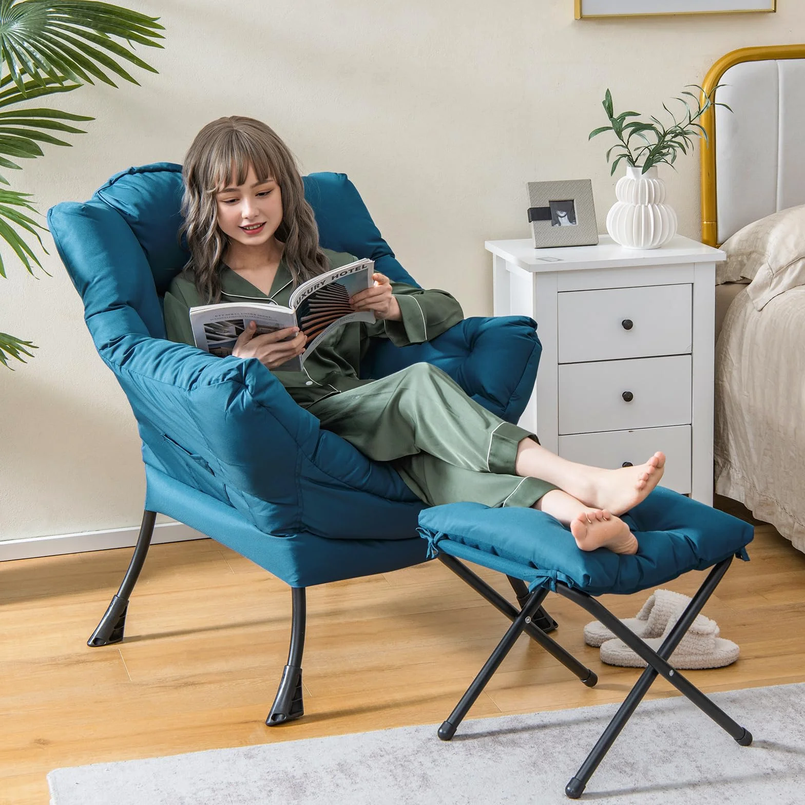 COSTWAY Sillones para el Salón con Reposapiés, Butaca Dormitorio con Almohada, Reposabrazos, Bolsillo Lateral, Sillón de Relax Sala Dormitorio Oficina (Azul)
