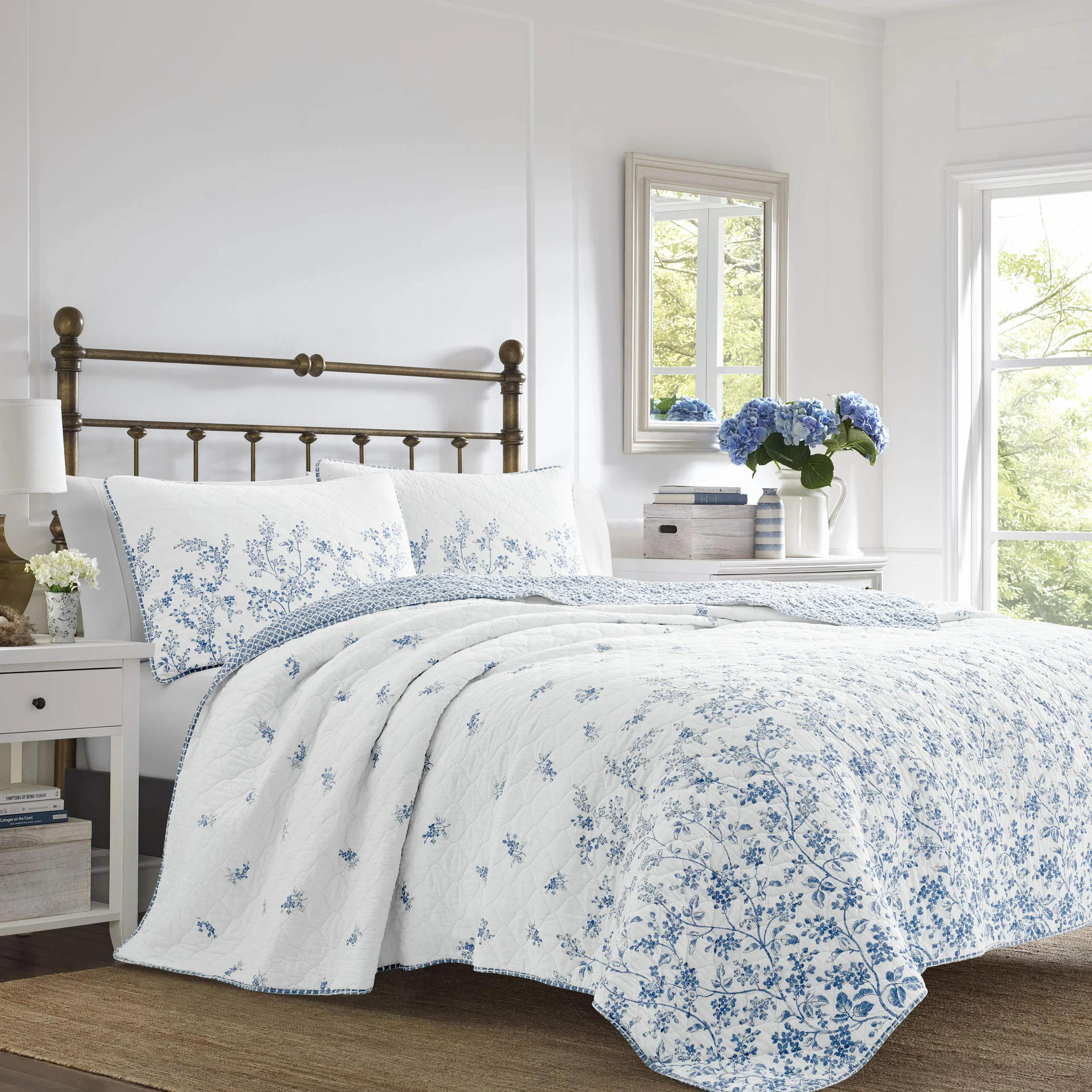 Laura Ashley Juego de edredón, 100% algodón, Azul, tamaño King
