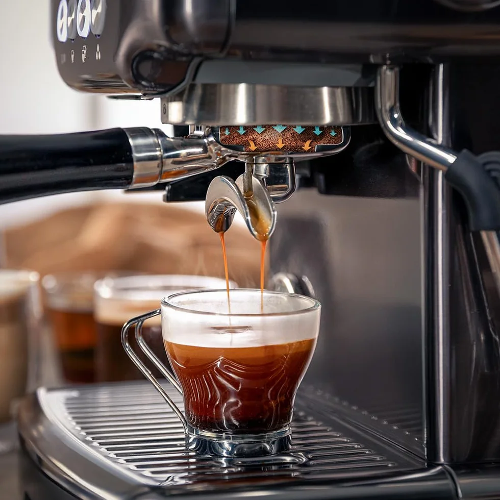 Cecotec Cafetera Express Barista Power Espresso 20 Barista Steel & Grind. 2200W, 20Bares, Molinillo Cónico, 2.1L Depósito Agua, 180g Café, 30 Niveles, Thermoblock, Doble Brazo, Accesorios Incluidos