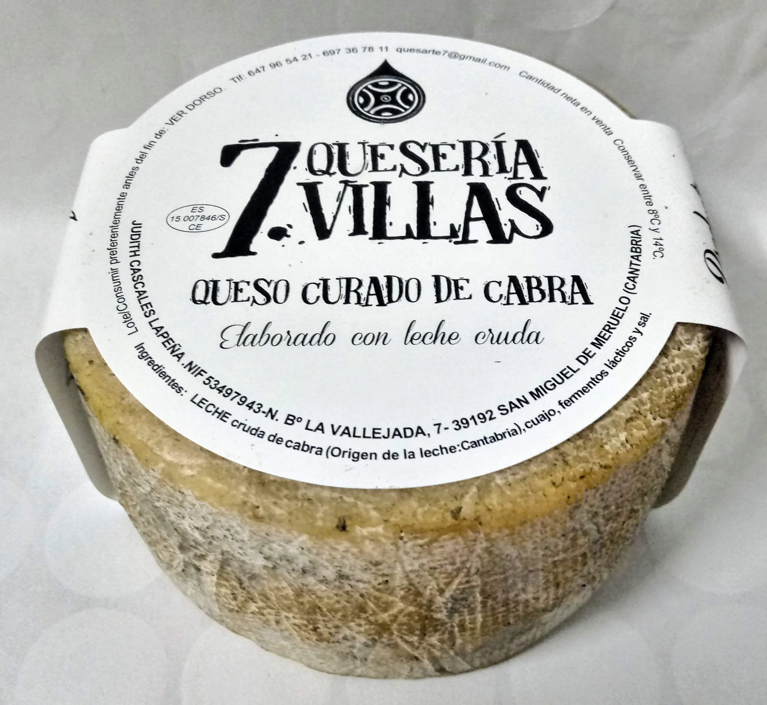 Queso curado de cabra artesanal Quesería 7 Villas Cantabria leche cruda