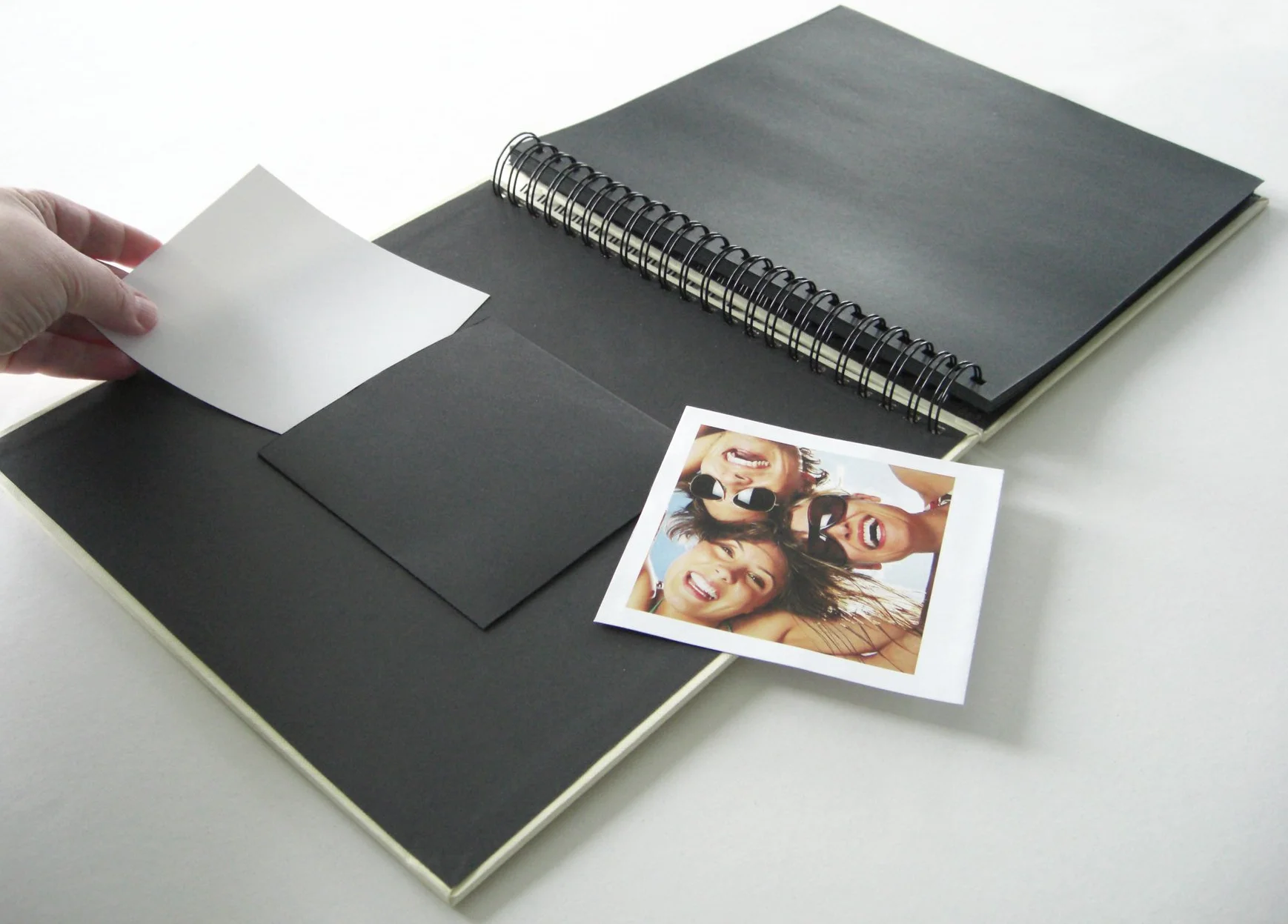 walther design Álbum de Fotos Azul 200 Fotos 10 x 15 cm Libro de Notas con Recorte de Cubierta, Fun ME-110-L