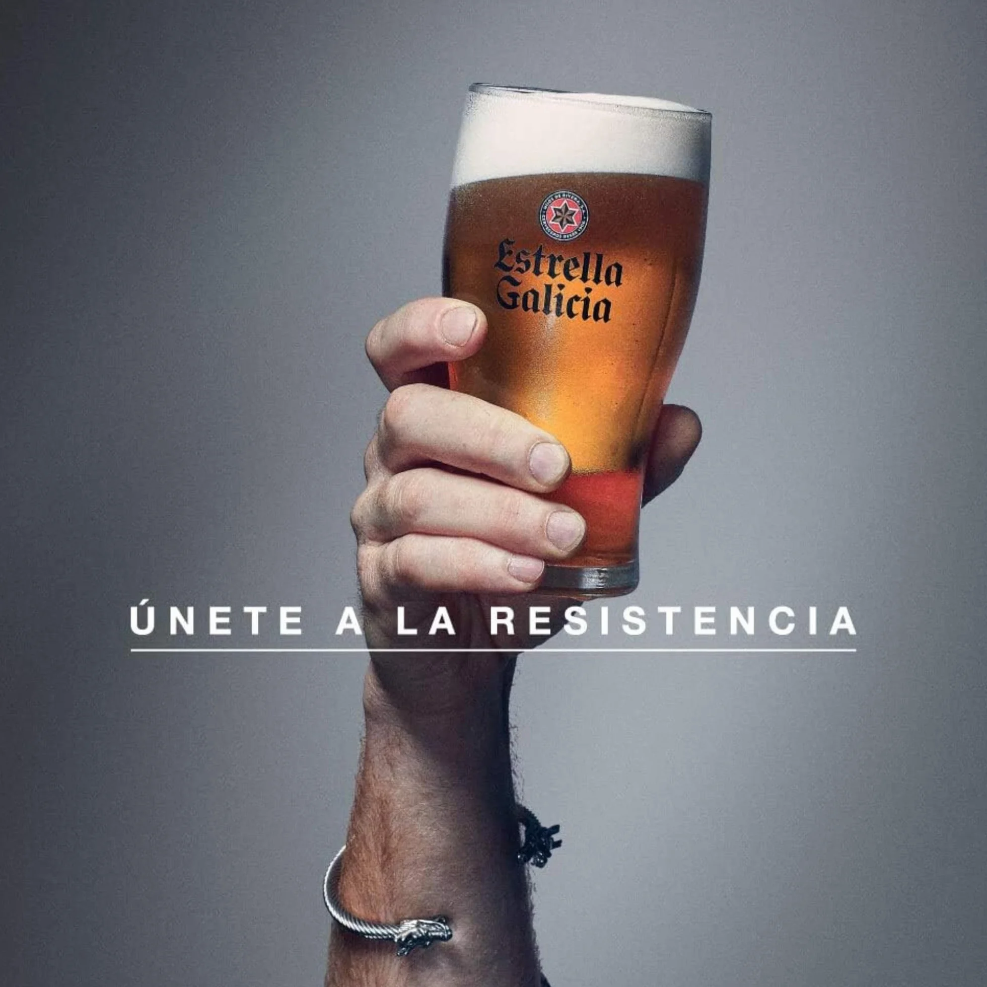 Estrella Galicia Especial Cerveza Lager Premium Pack 24 Latas 33 cl 5,5% Vol