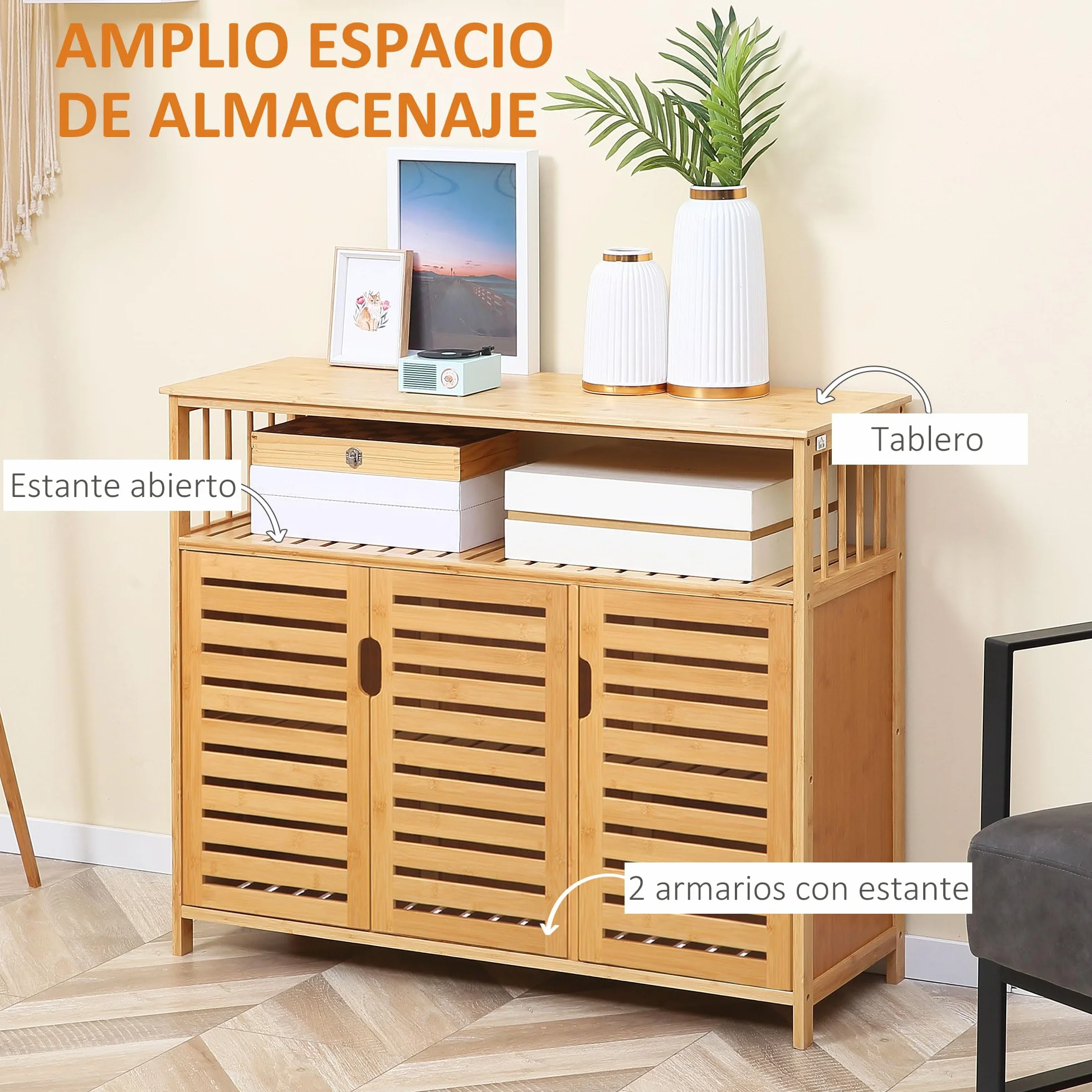 HOMCOM Aparador de 3 Puertas Ranuradas Aparador para Salón de Bambú con Estantes para Comedor Cocina Entrada Natural 100x35x82 cm
