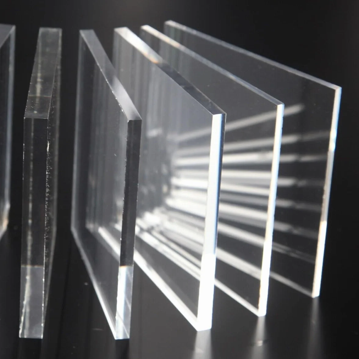 AtHaus® Placa acrílica transparente 4 mm 900 x 500 mm borde pulido liso