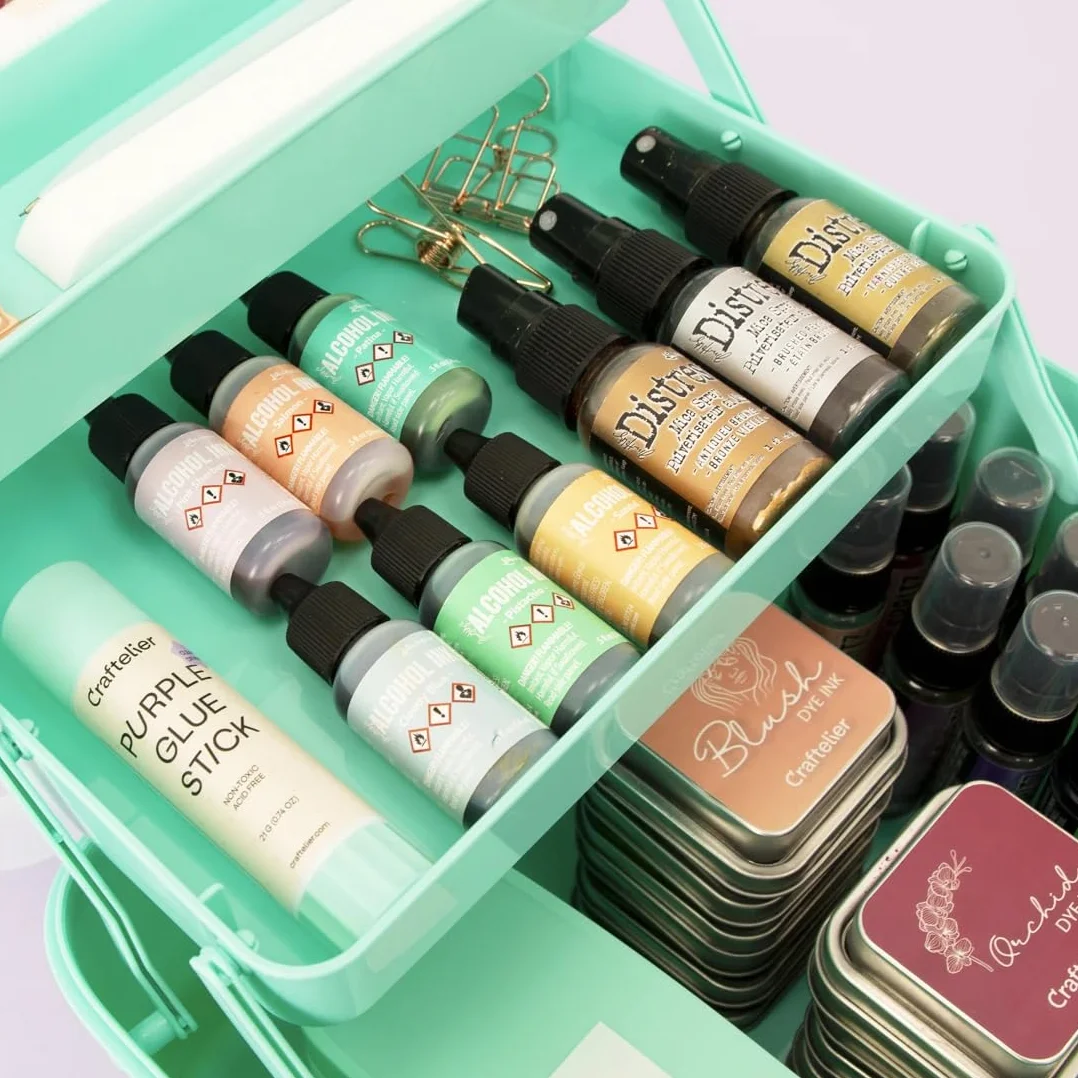Craftelier - Caja de Almacenamiento Multiusos de Plástico Resistente | Organizador 3 Niveles con Bandejas Extraíbles para Herramientas, Manualidades, Botiquín y Accesorios | 27x23x23,5 cm | Verde