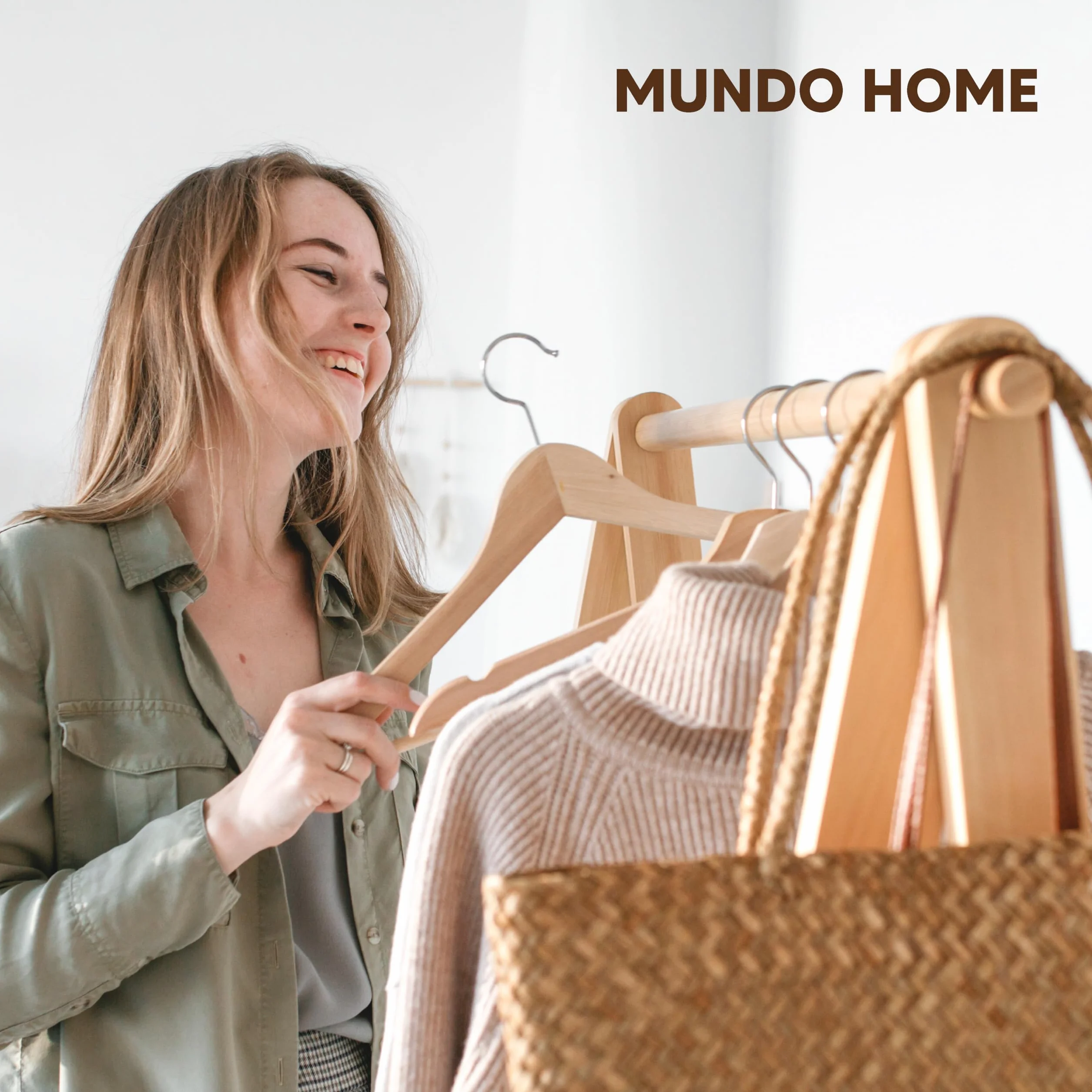 40X Perchas Madera Natural Maciza para Ropa - Perchas de Madera con Gancho Giratorio 360º - Perchas para Pantalones, Camisa, Traje, Vestidos - Colgadores de Ropa Antideslizante para Hogar